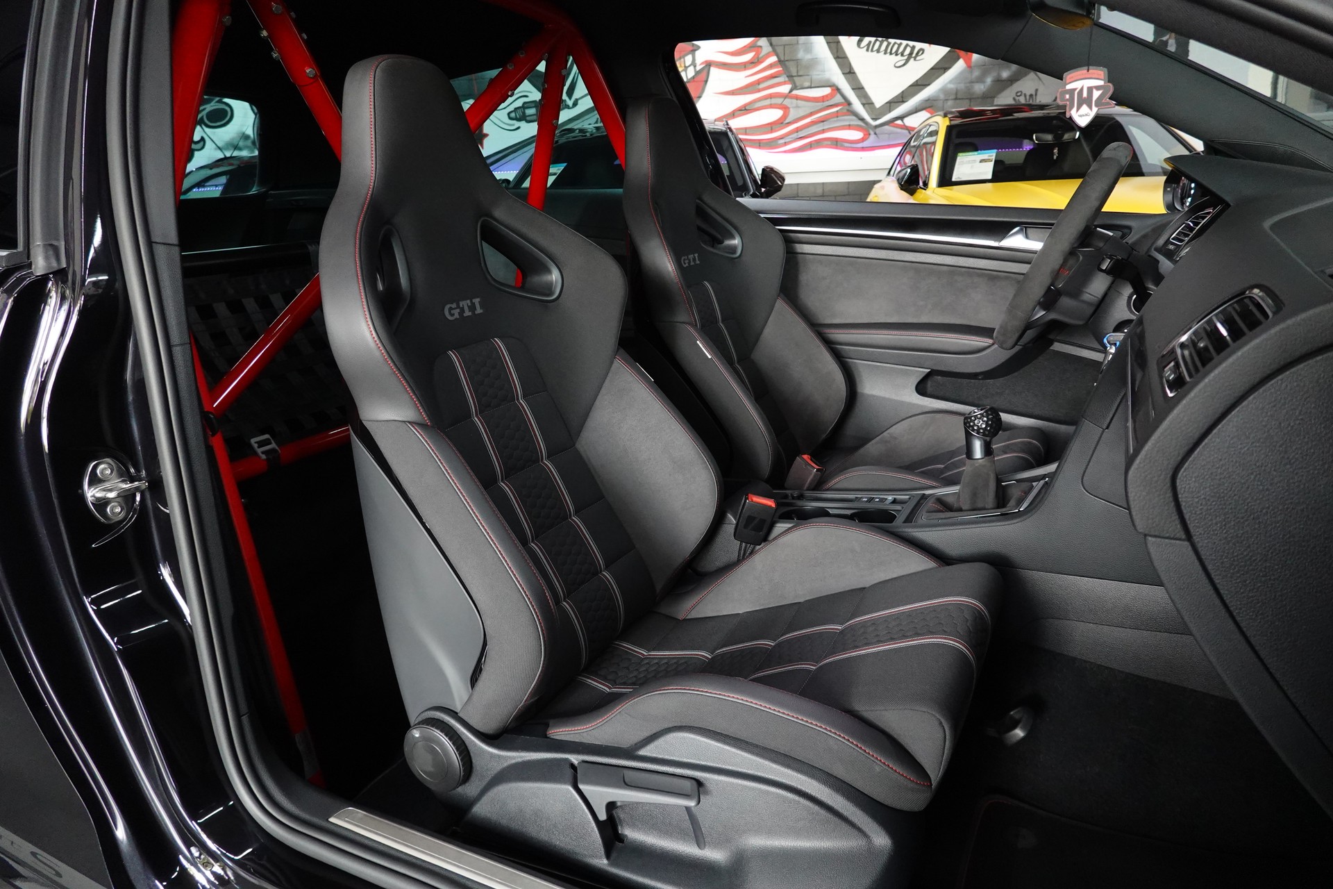 VW GOLF 2.0 TSI GTI CLUBSPORT S CH-FZ-image-32