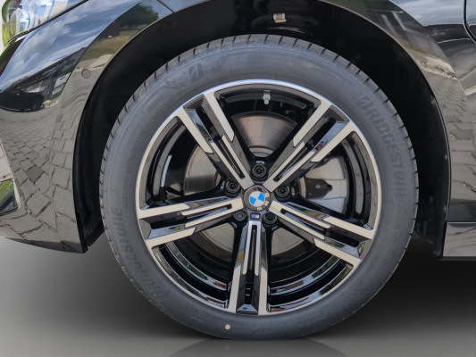 BMW 330e xDrive M Sport-image-12