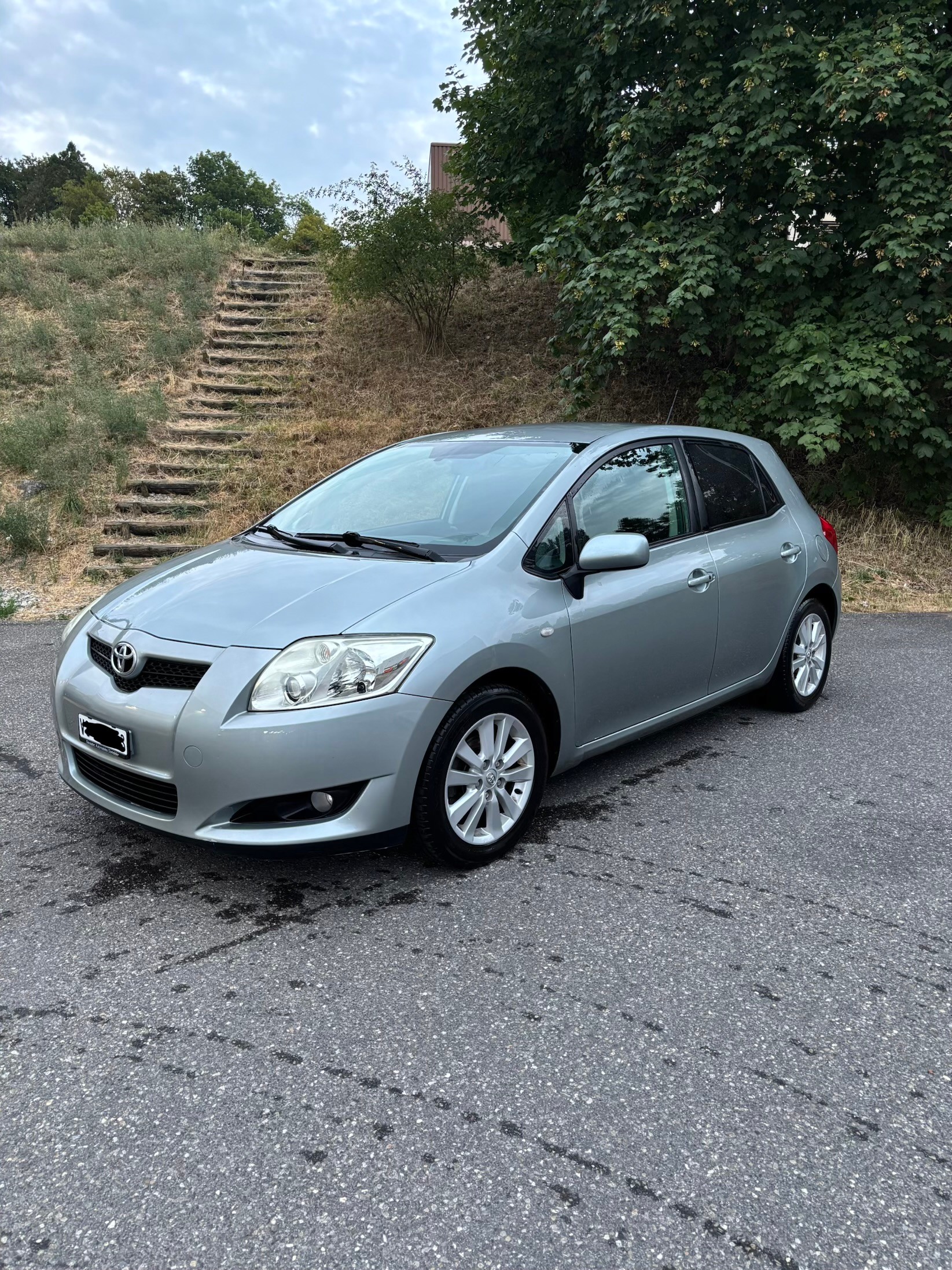TOYOTA 1.8 VMa Linea Sol-image-0