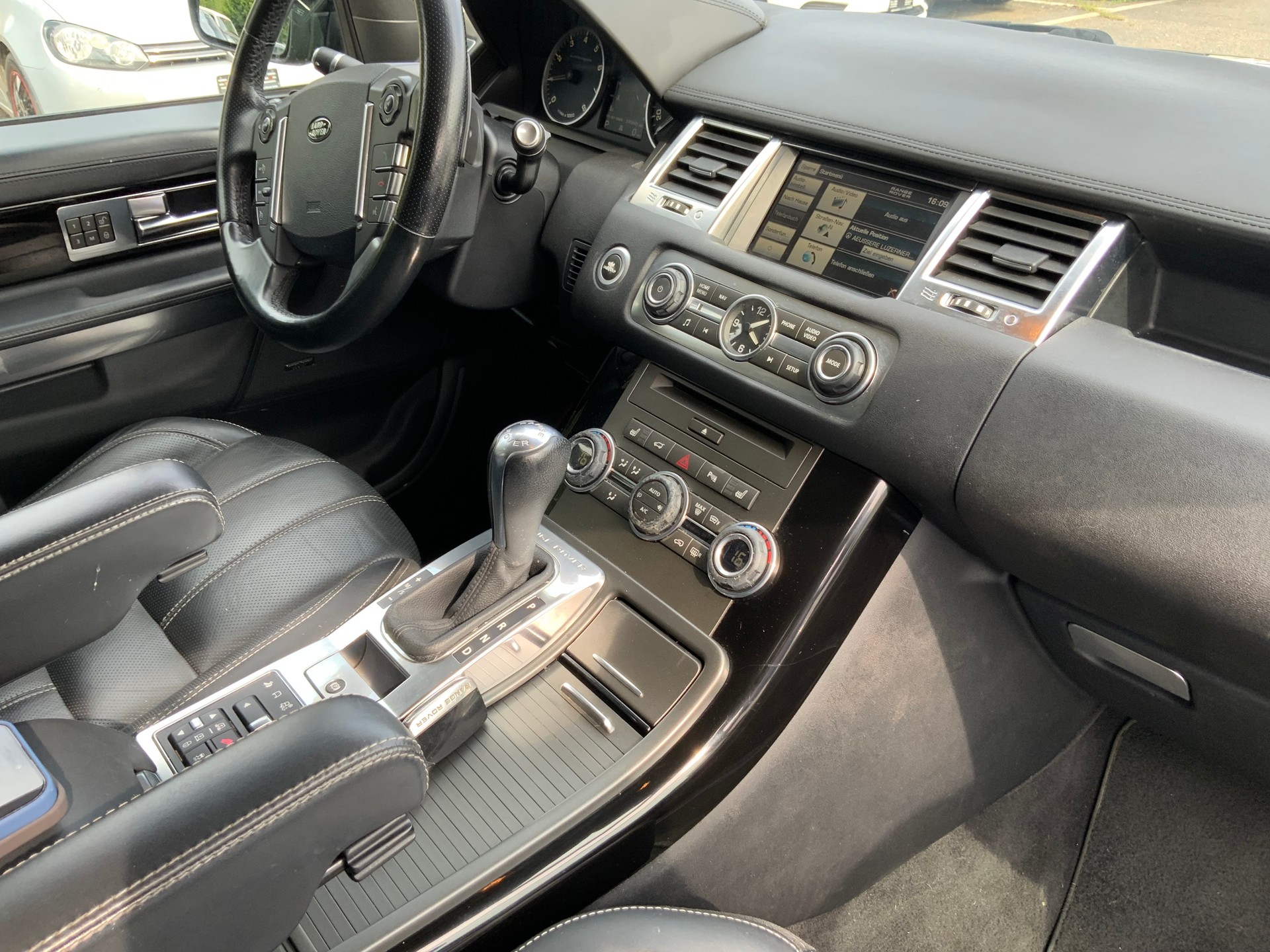 LAND ROVER Range Rover Sport 5.0 V8 SC Autobiogr. Aut.-image-13