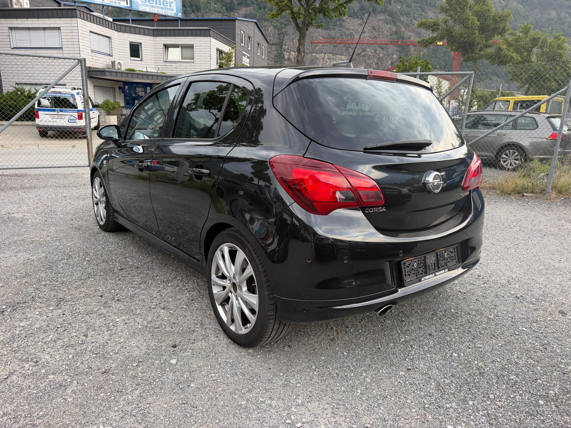 OPEL Corsa 1.4 Turbo EcoTec Sport-image-2
