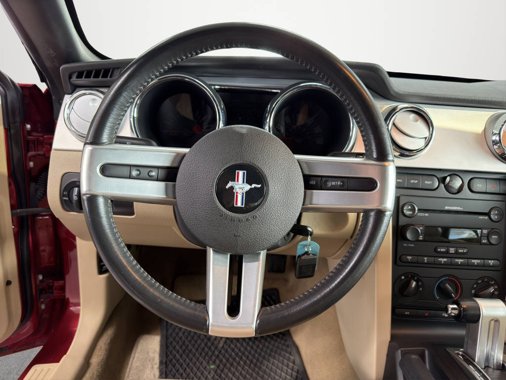 FORD MUSTANG CABRIO-image-9