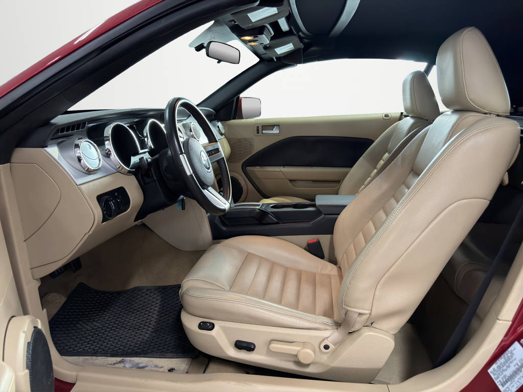 FORD MUSTANG CABRIO-image-8