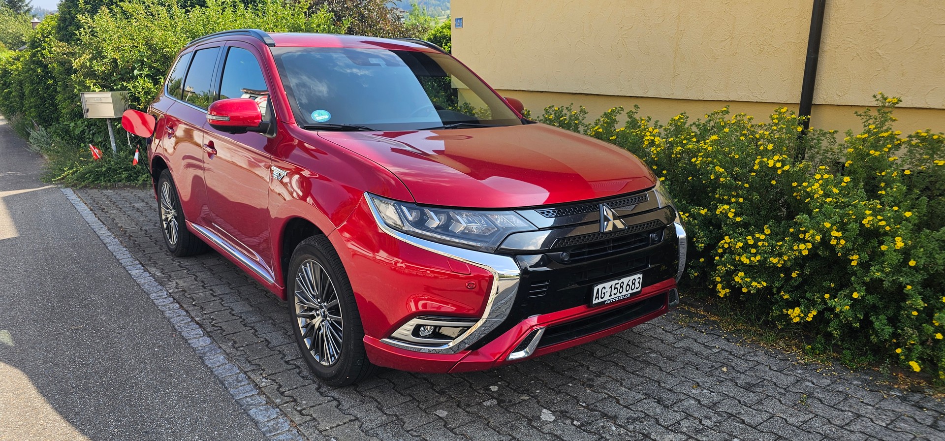 MITSUBISHI 2.4 PHEV Diamond S-Edition
