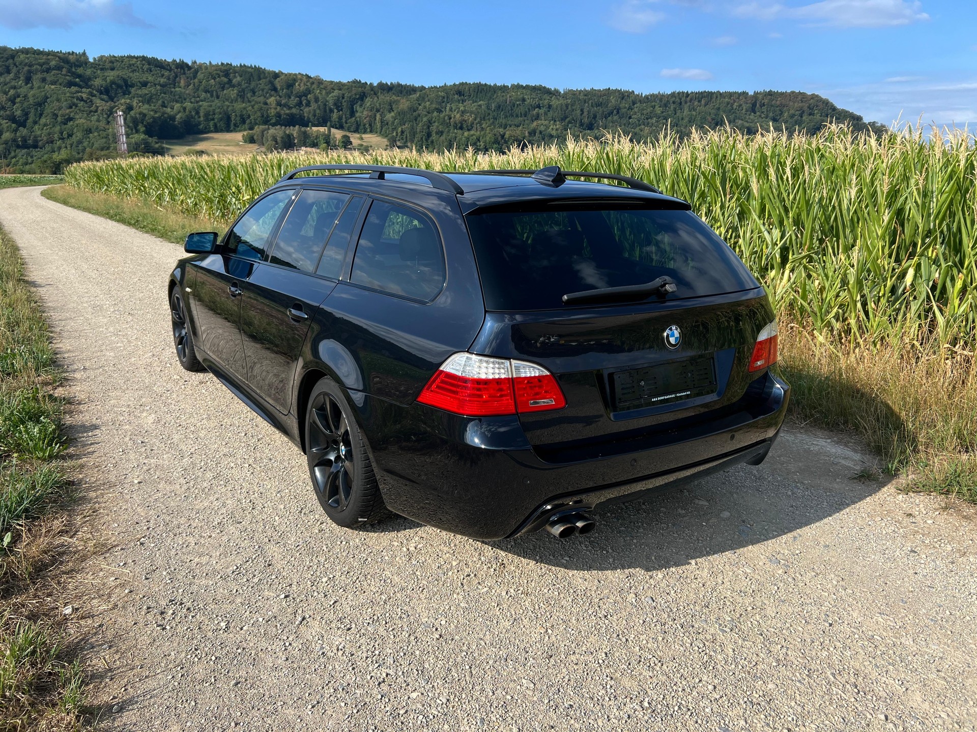 BMW 530i Touring Steptronic-image-2