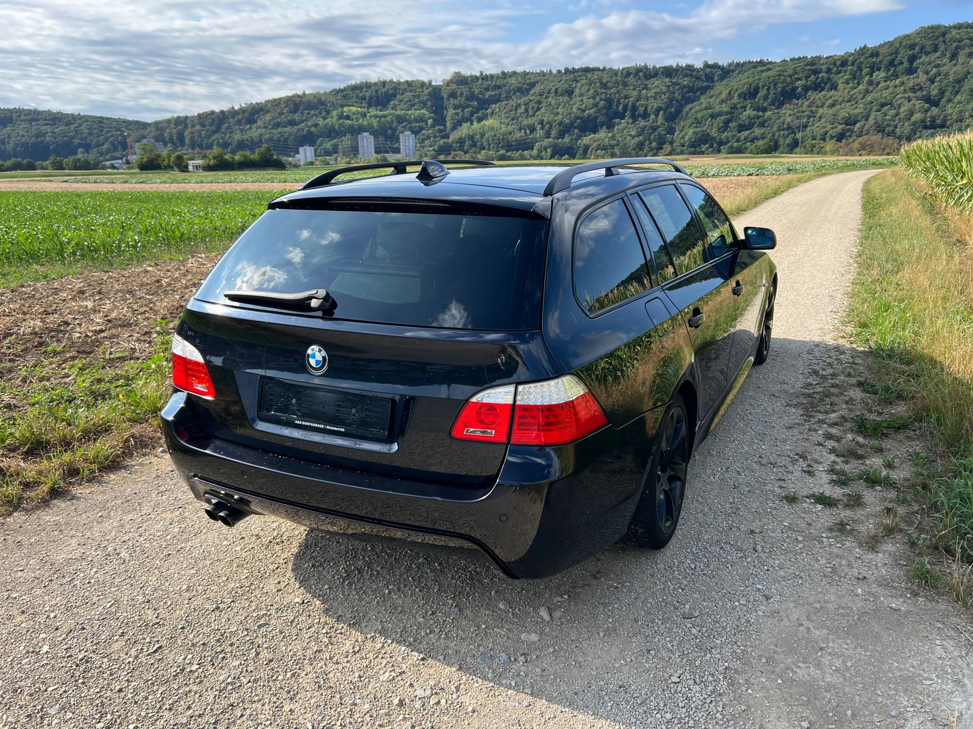 BMW 530i Touring Steptronic-image-4
