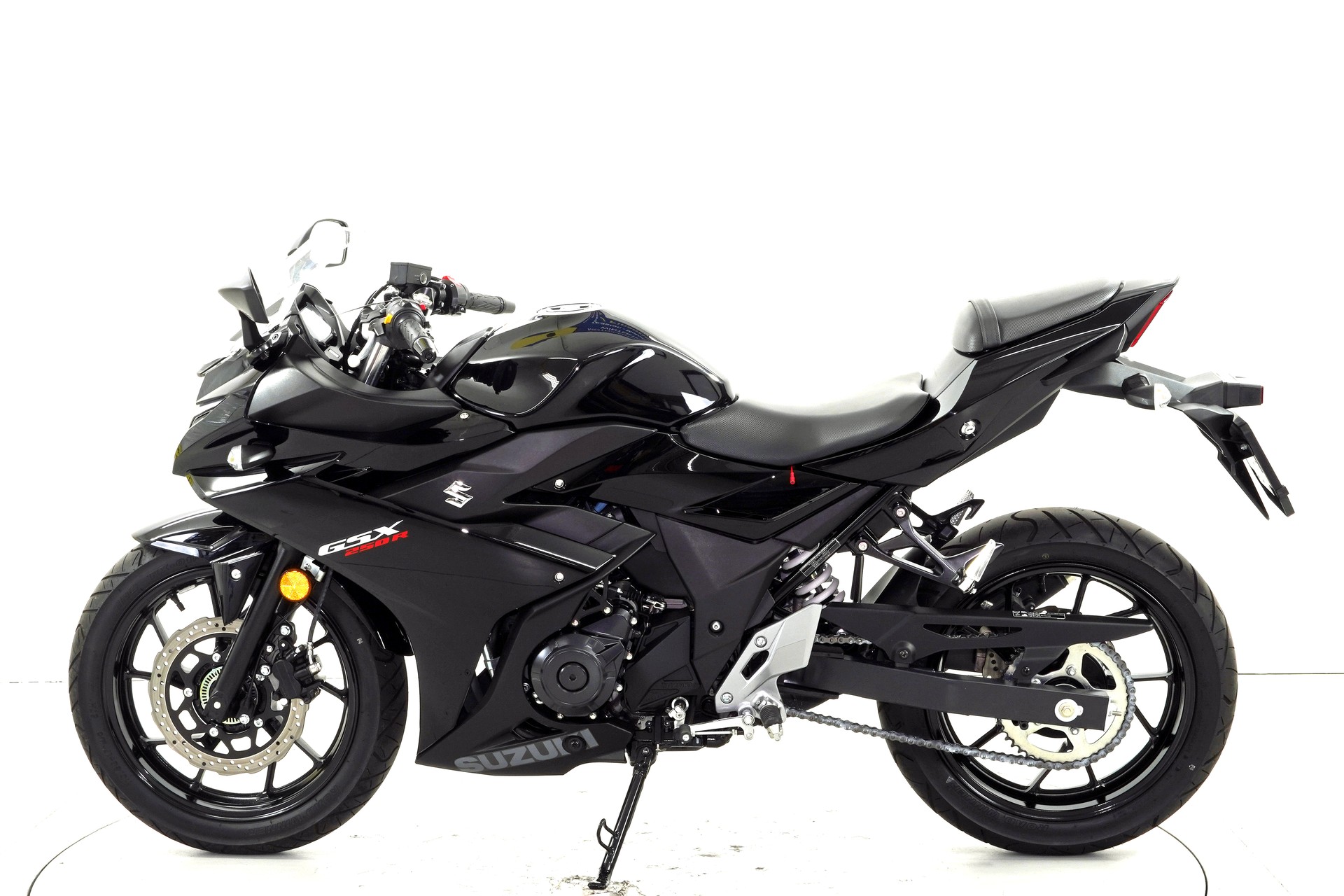 SUZUKI GSX-R 250-image-4