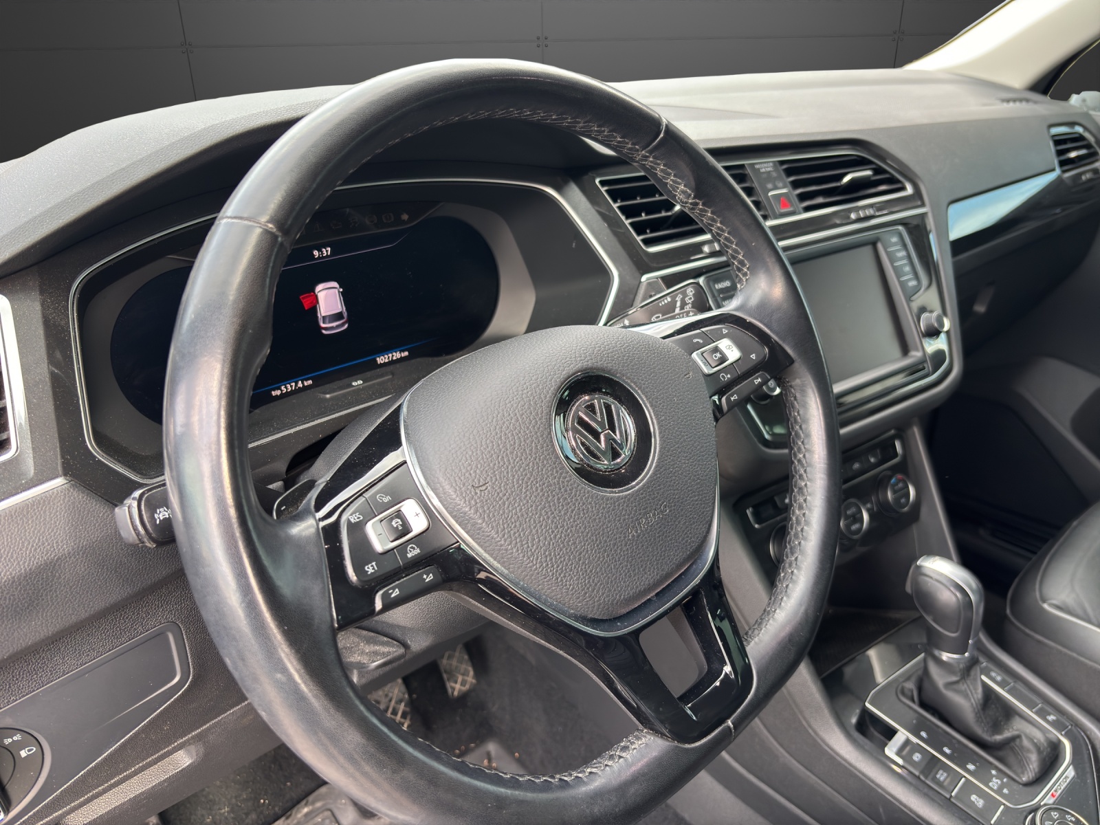 VW Tiguan 2.0TSI Highline 4Motion DSG-showroom-element-3