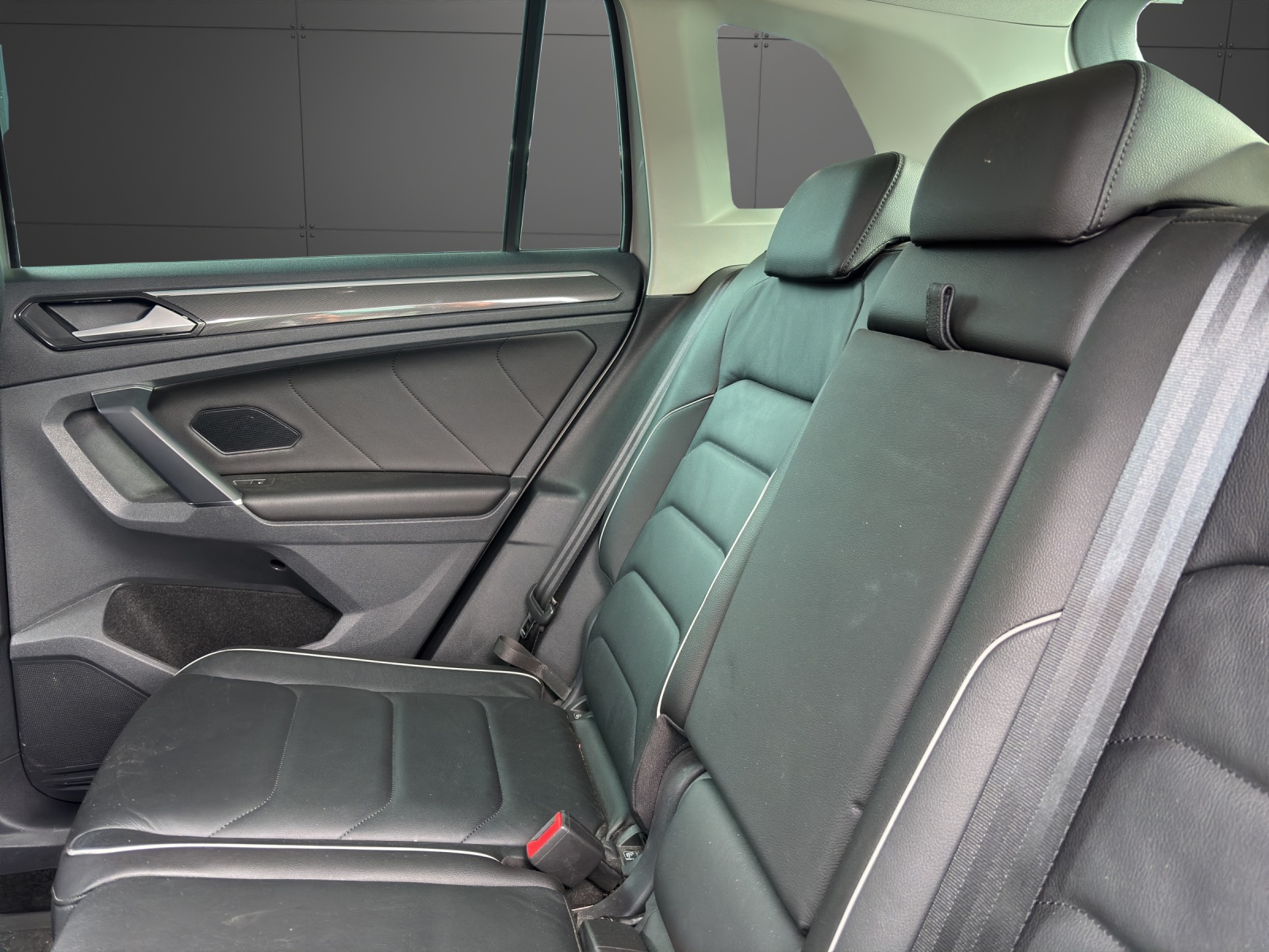 VW Tiguan 2.0TSI Highline 4Motion DSG-image-10