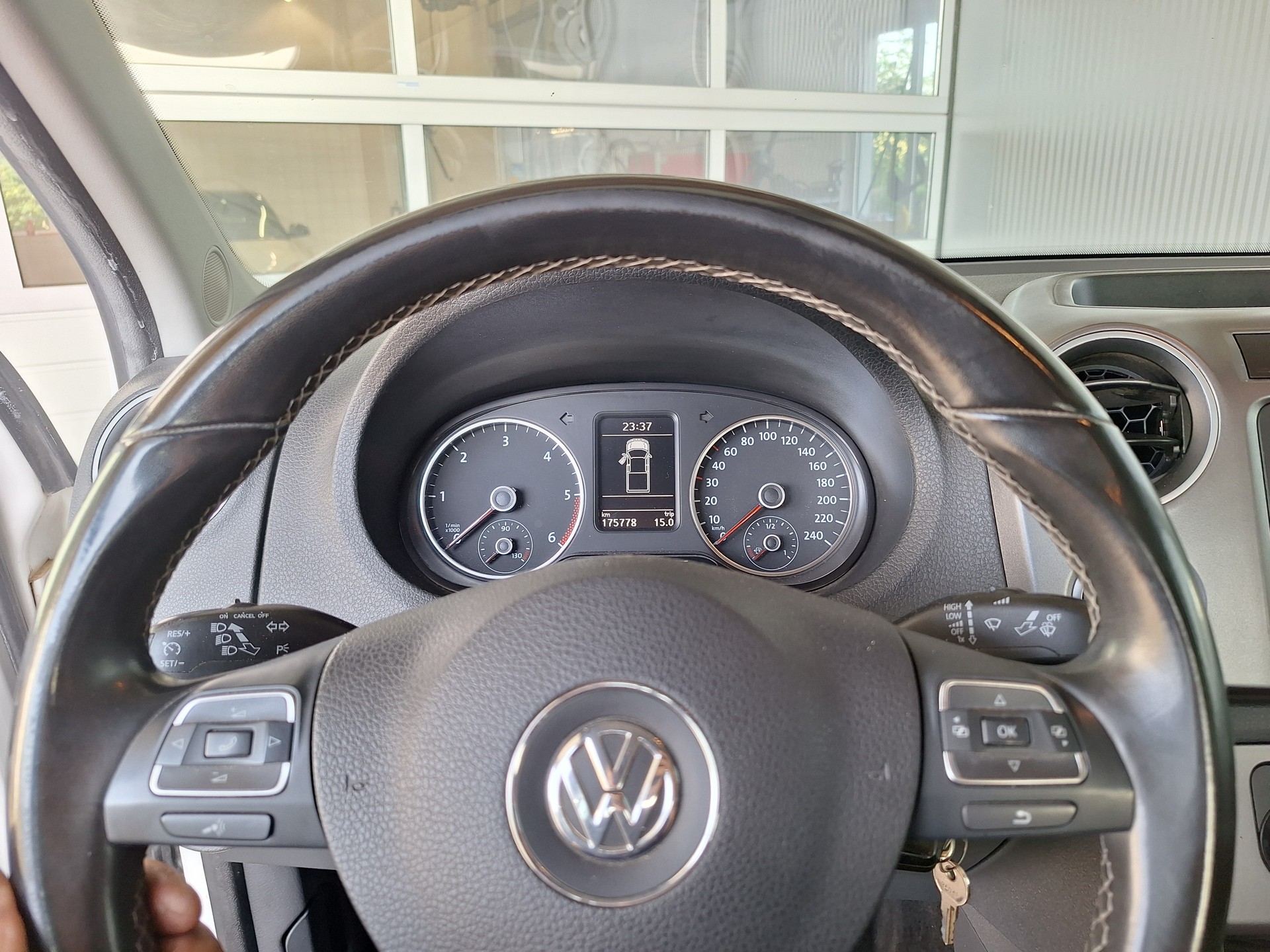 VW Amarok 2.0 BiTDI Highline 4Motion permanent A-image-12