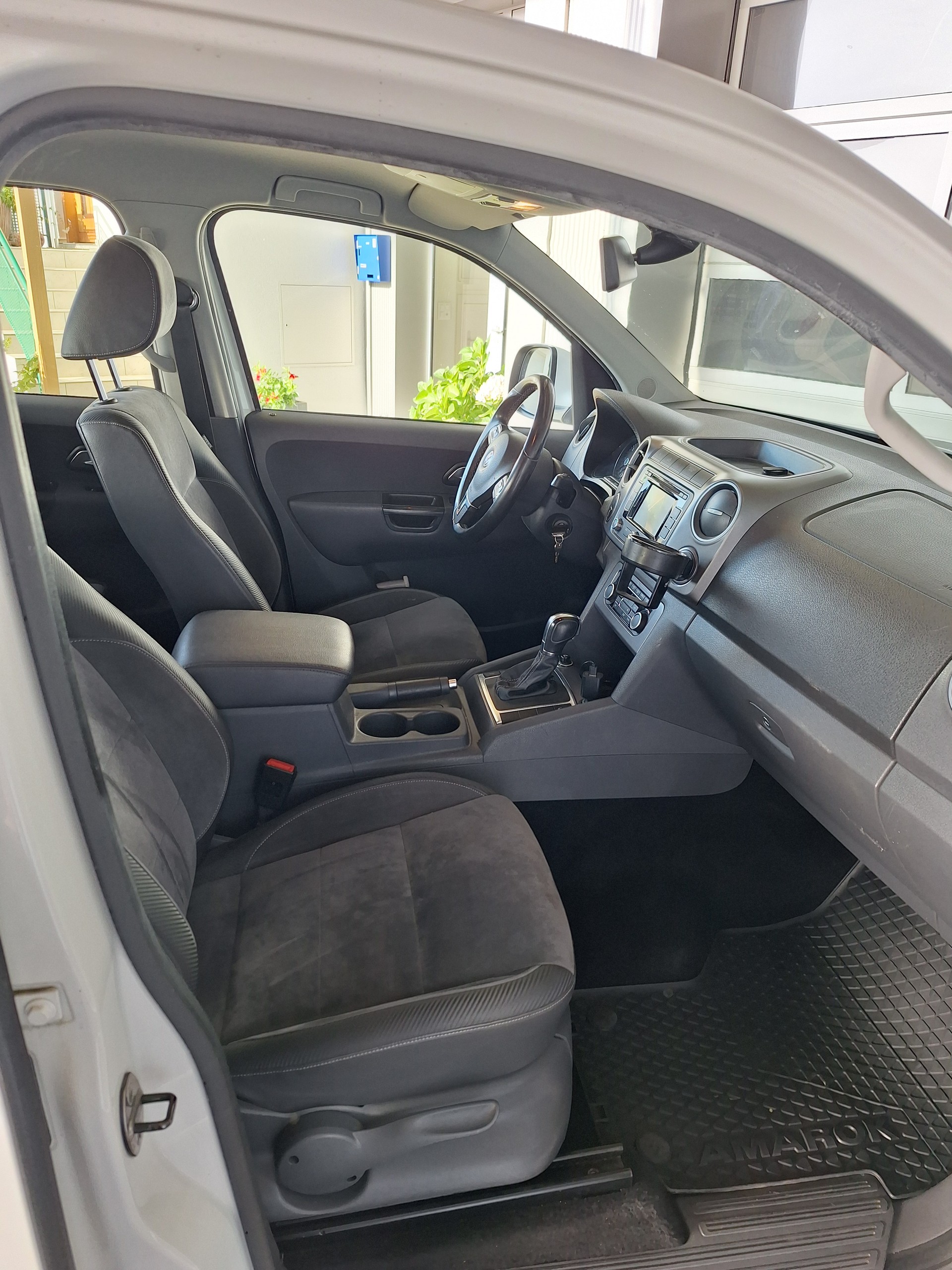 VW Amarok 2.0 BiTDI Highline 4Motion permanent A-image-10