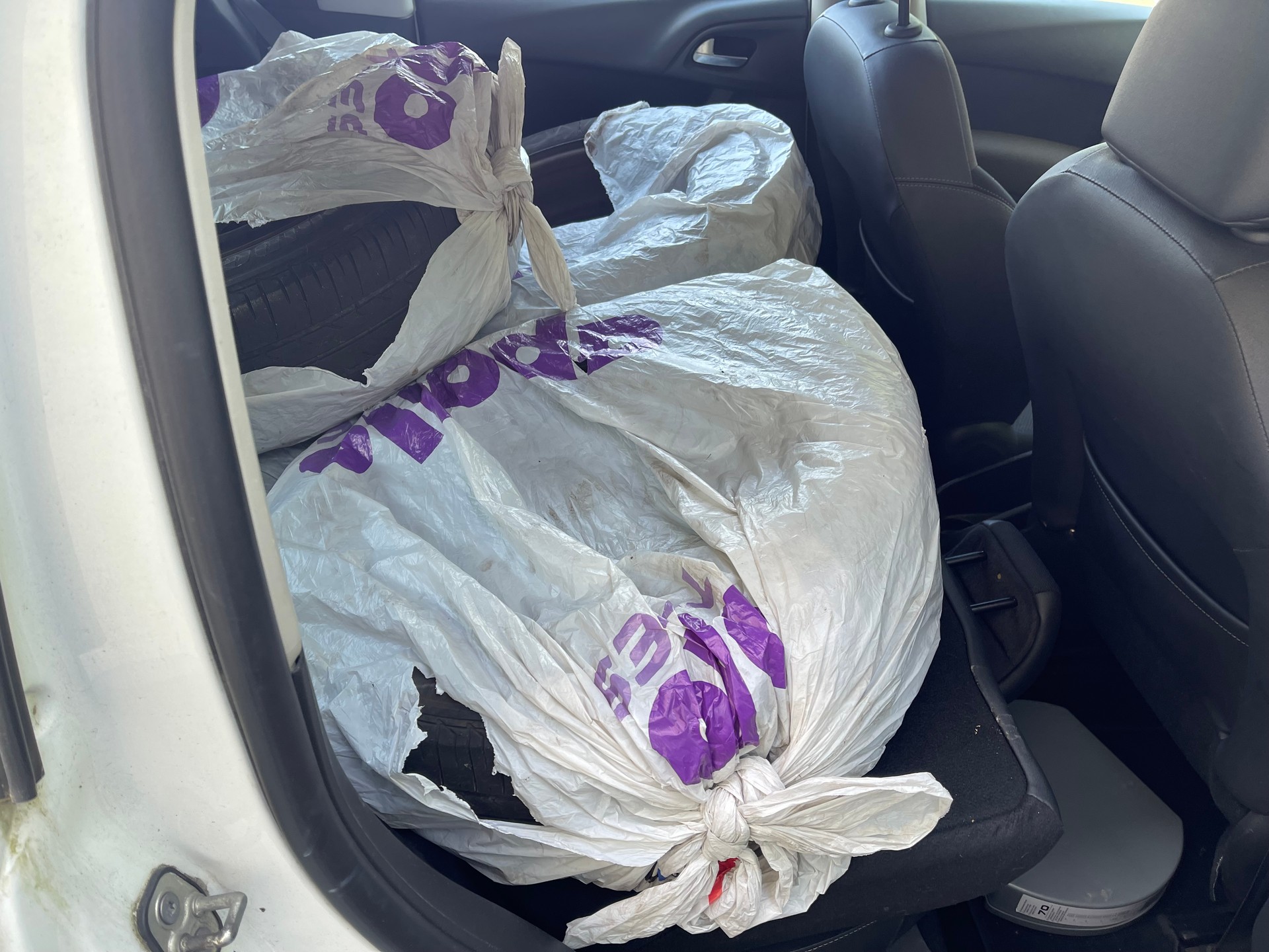 CITROEN C3 1.2i Attraction-image-5