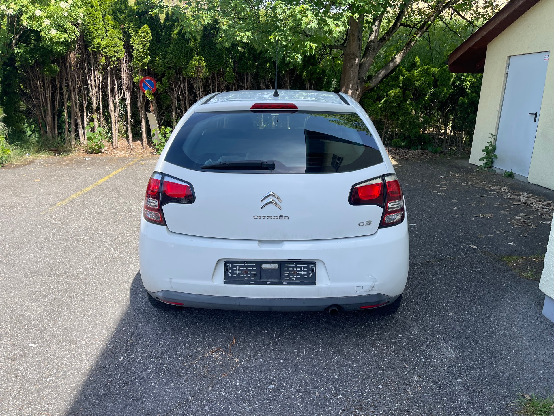 CITROEN C3 1.2i Attraction-image-4