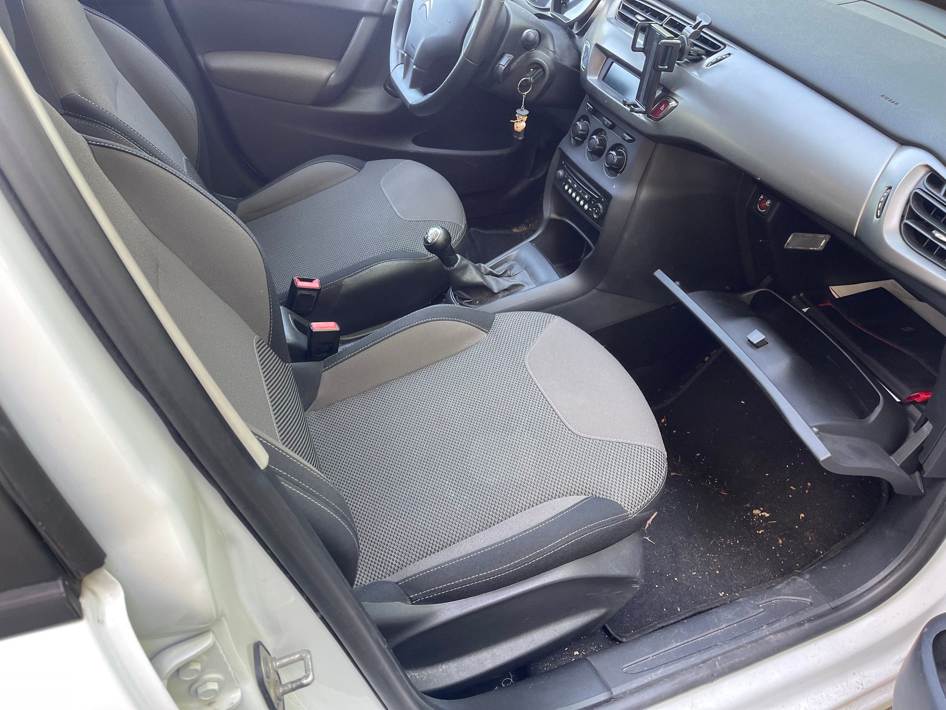 CITROEN C3 1.2i Attraction-image-2