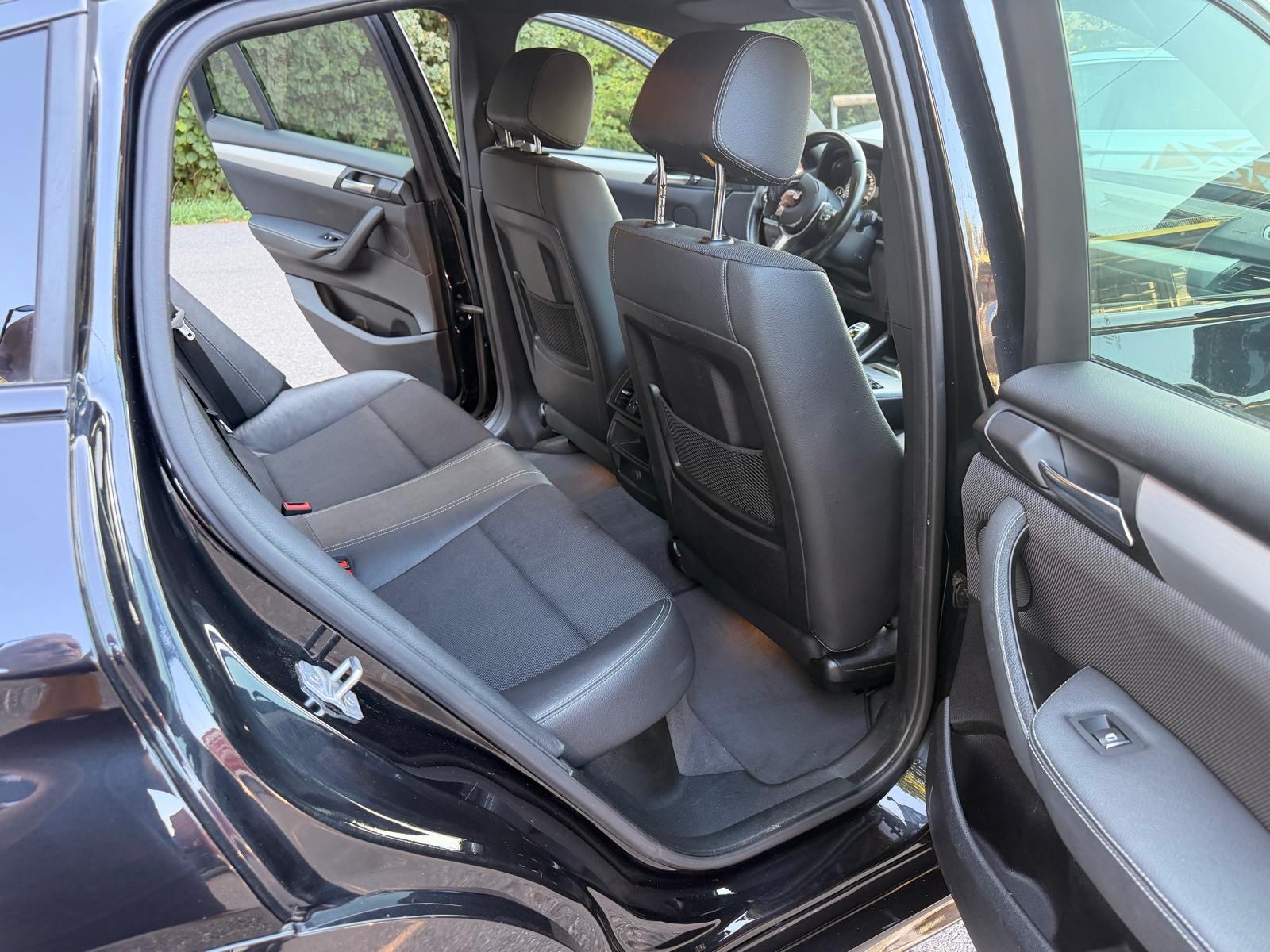 BMW X4 M 40i Steptronic-image-11