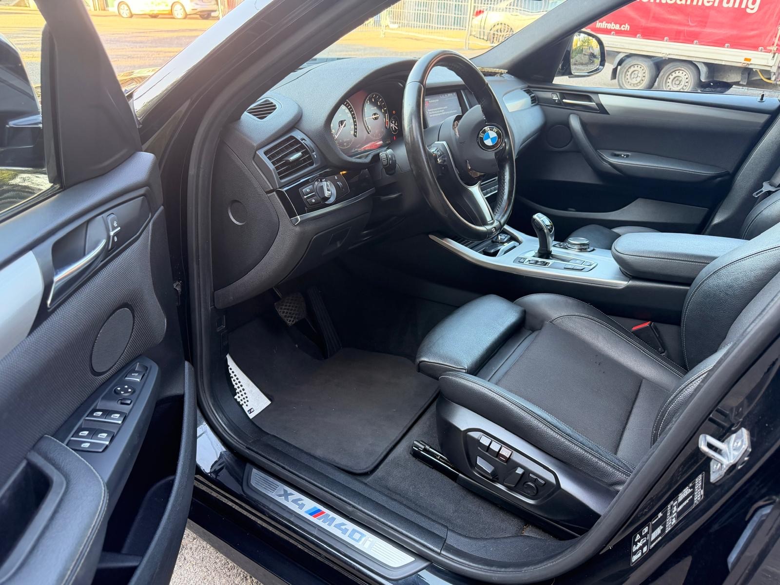 BMW X4 M 40i Steptronic-image-9