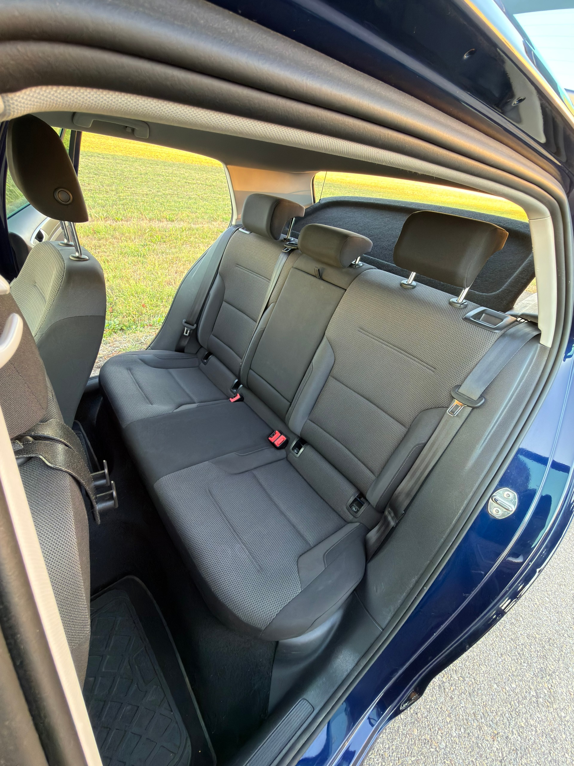 VW 1.0 TSI Trendline-image-4
