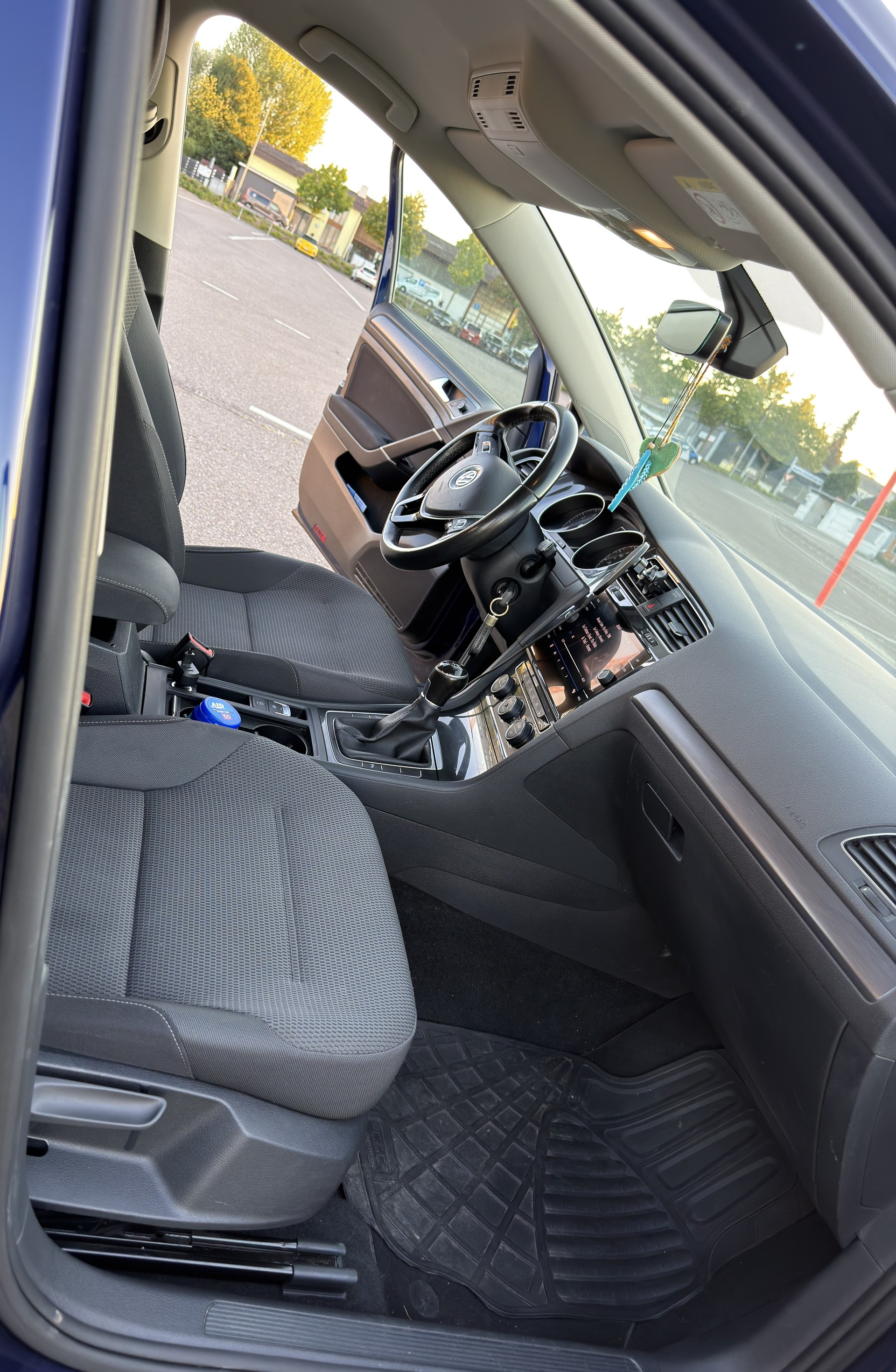 VW 1.0 TSI Trendline-image-3