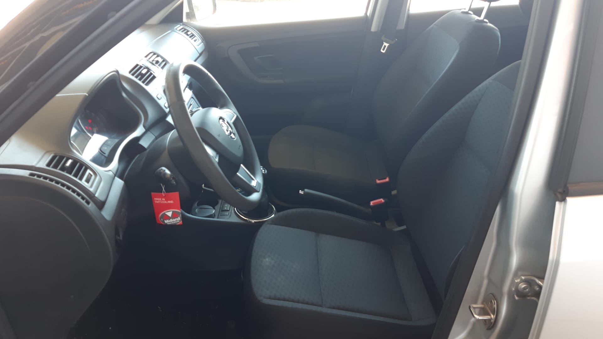 SKODA Fabia 1.6 TDI Elegance-image-12