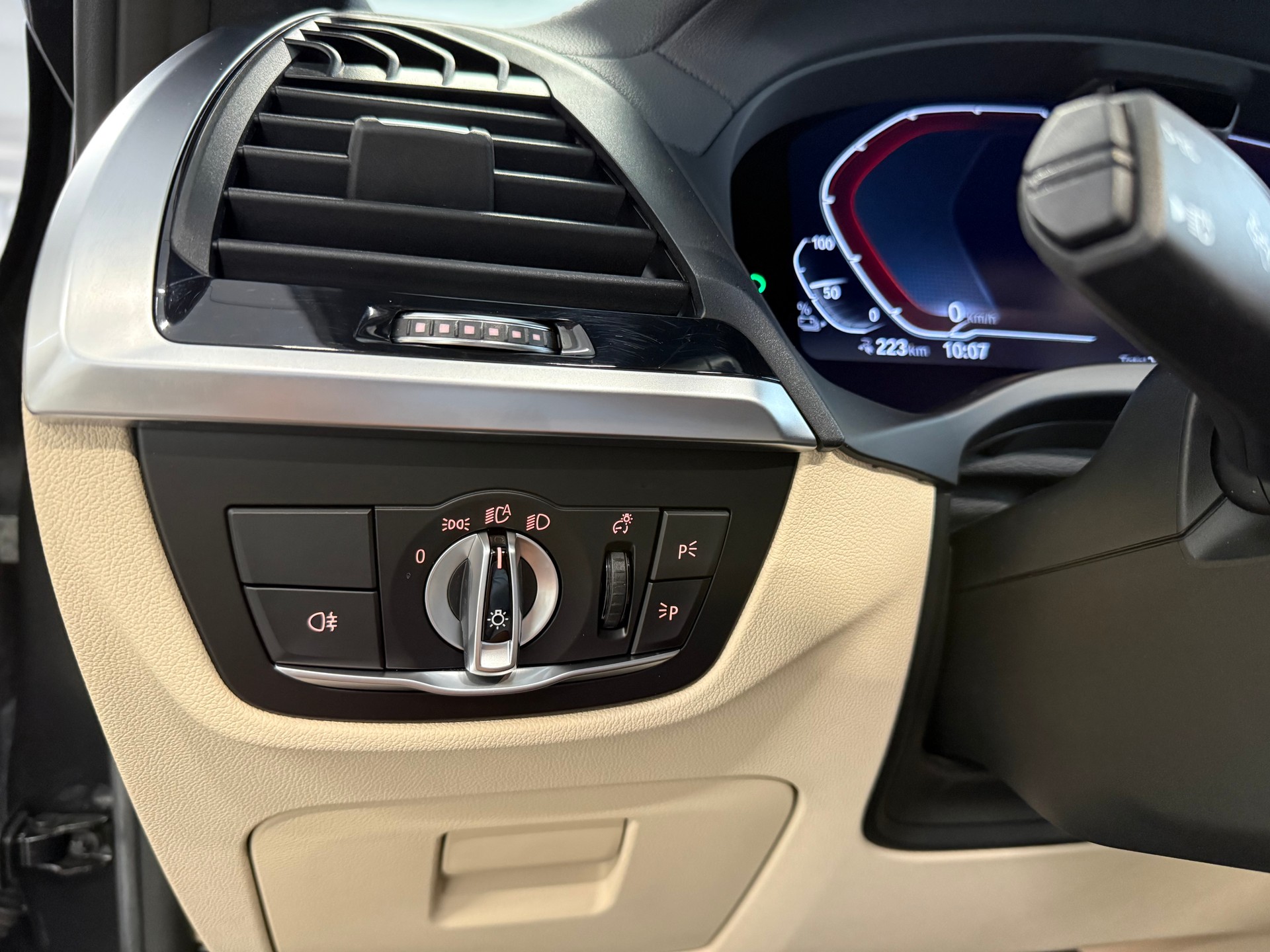 BMW iX3 Impressive First Edition 1 of 100-image-12
