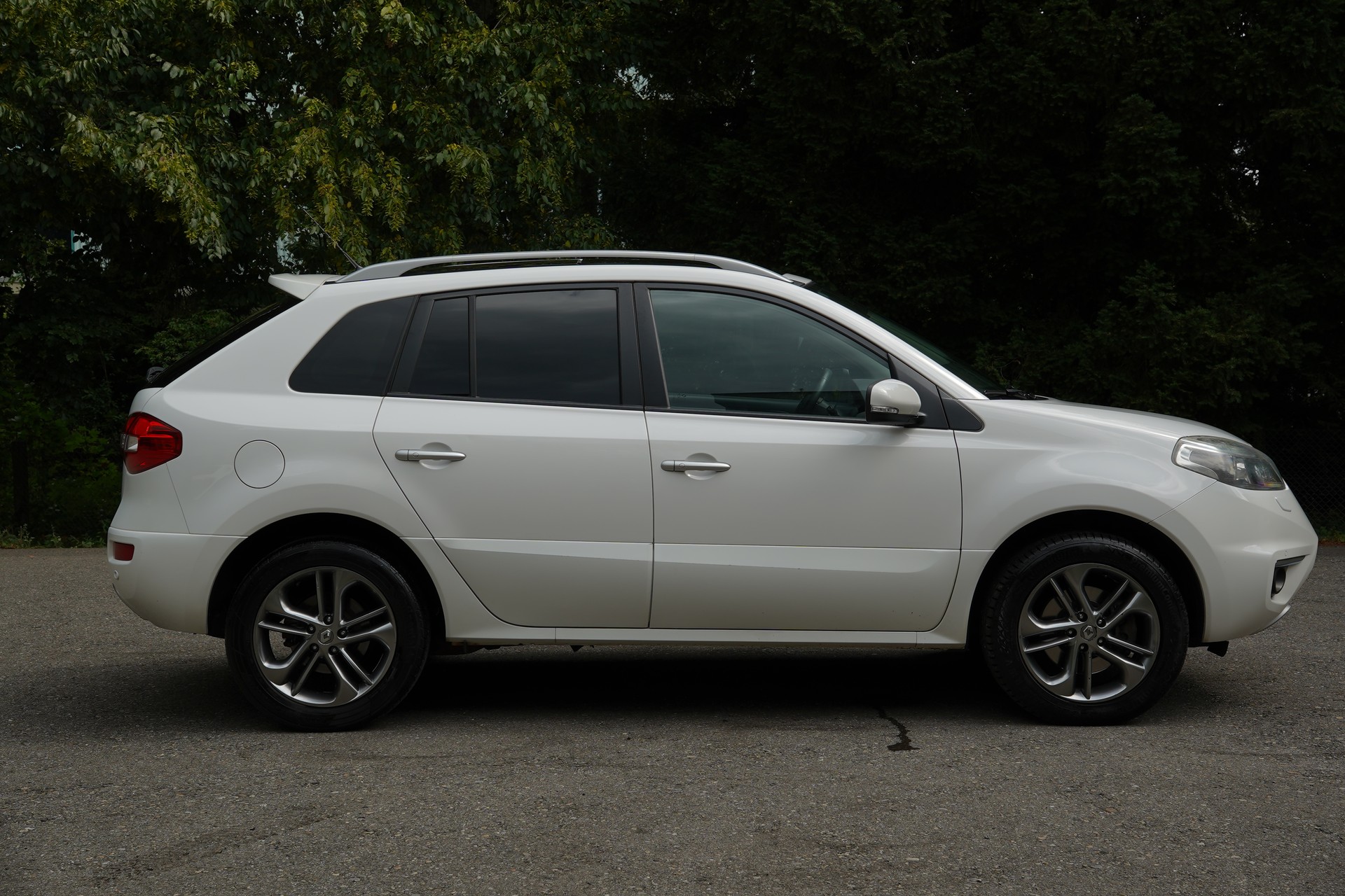 RENAULT Koleos 2.0 dCi Bose 4x4 Automatic-image-1