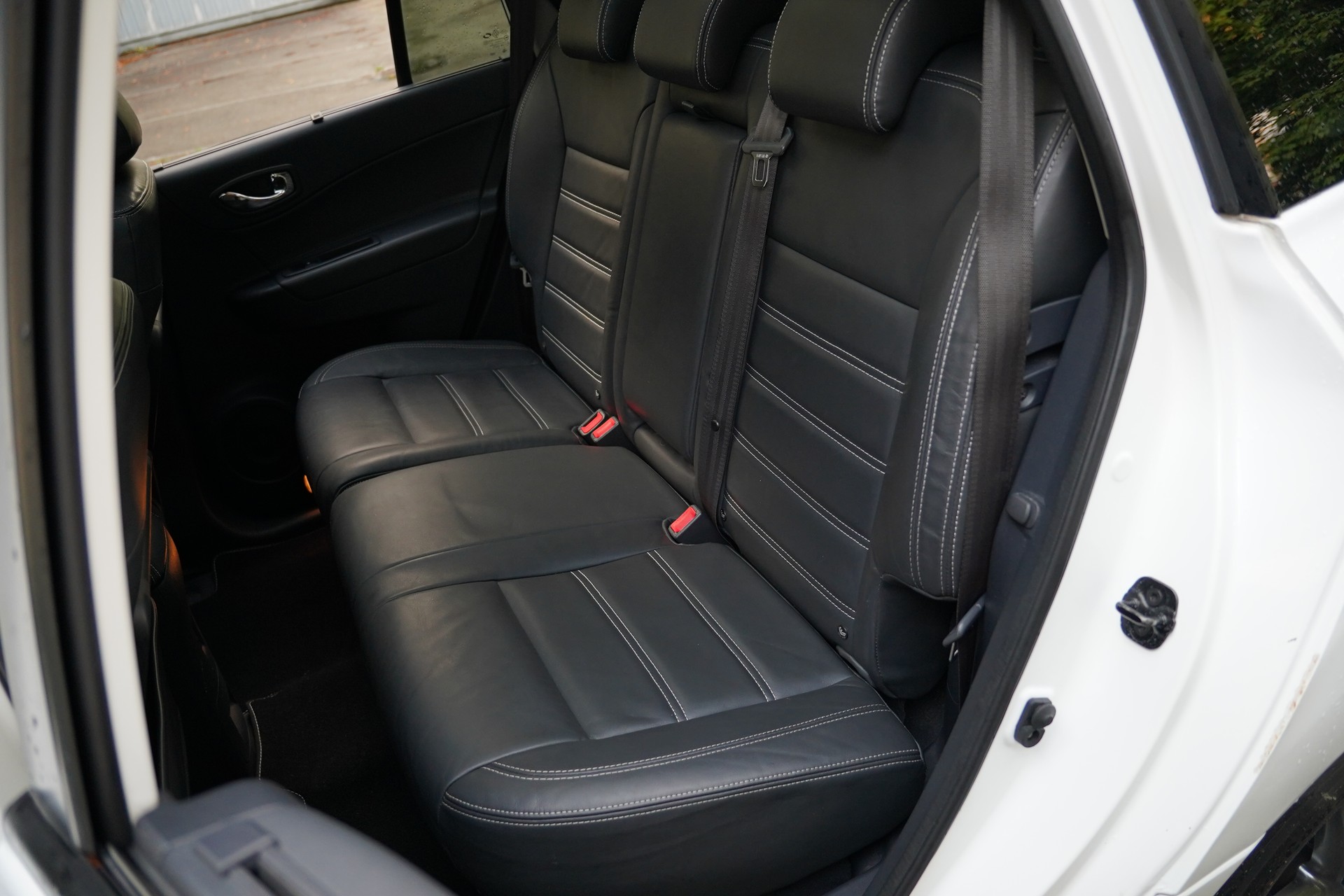 RENAULT Koleos 2.0 dCi Bose 4x4 Automatic-image-14