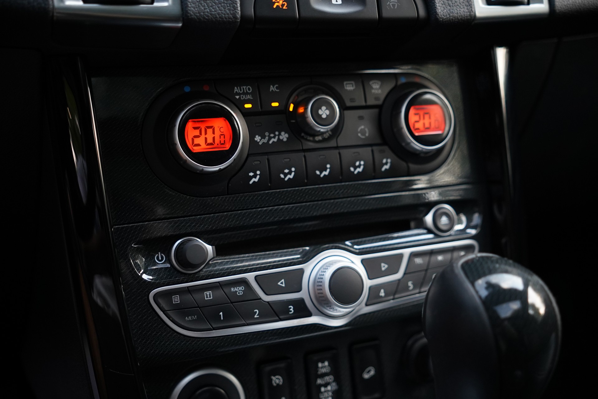 RENAULT Koleos 2.0 dCi Bose 4x4 Automatic-image-27
