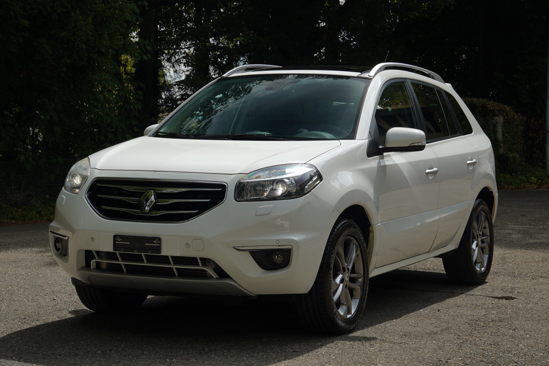 RENAULT Koleos 2.0 dCi Bose 4x4 Automatic-image-6