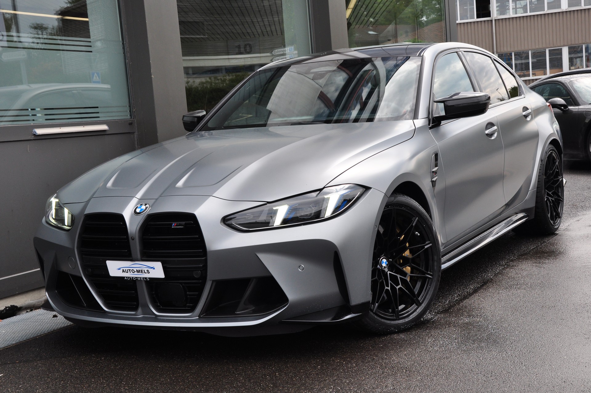 BMW M3 Competition M xDrive-showroom-element-2