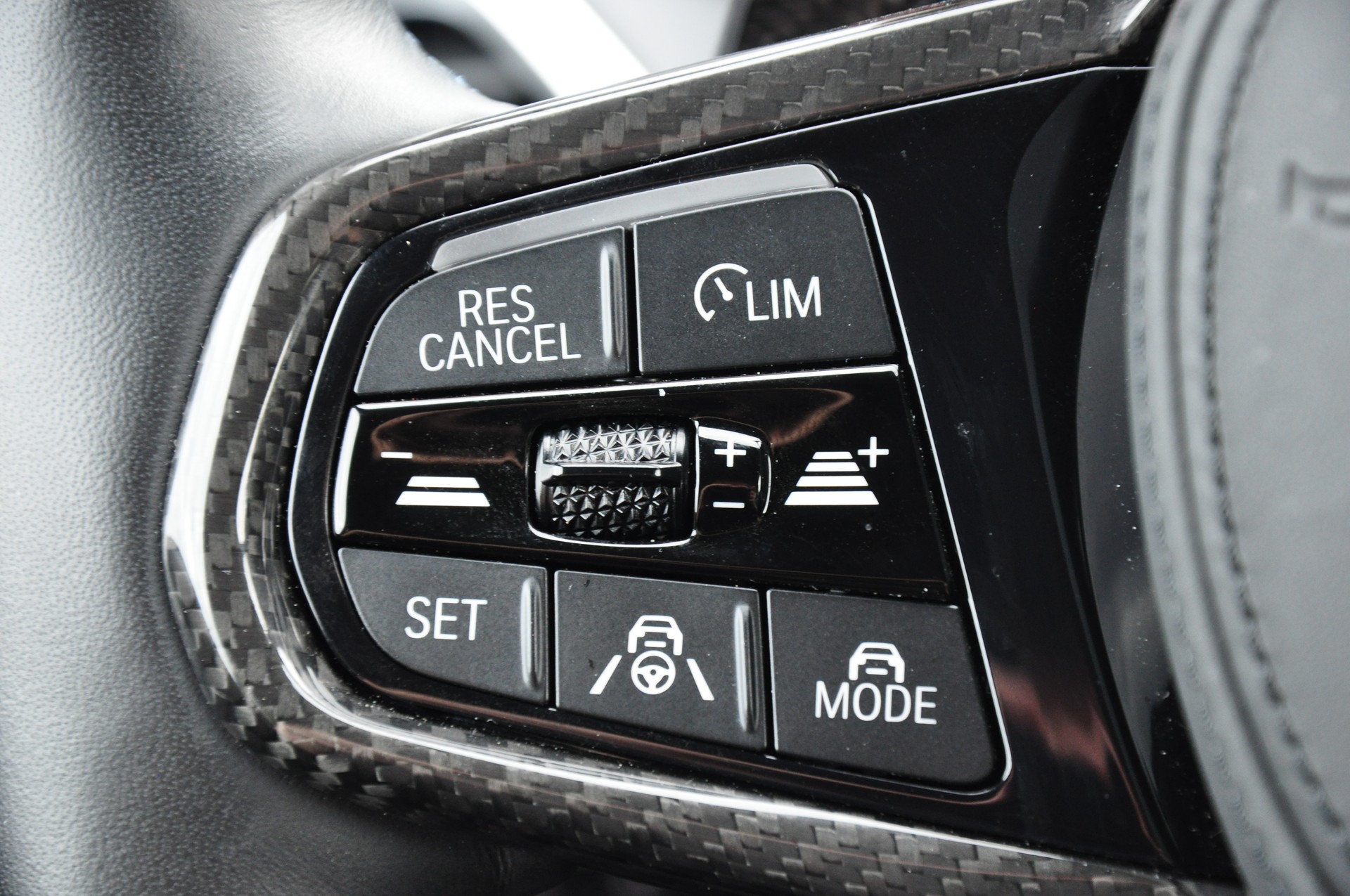 BMW M3 Competition M xDrive-image-19