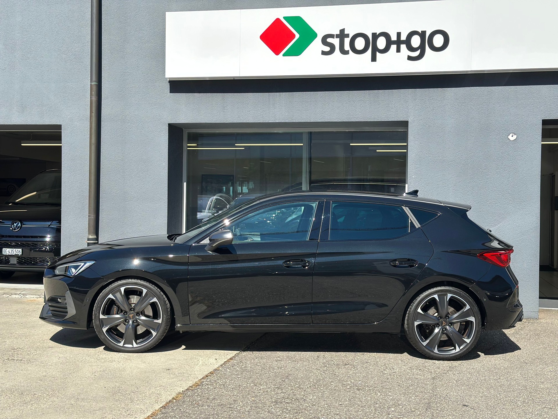 CUPRA LEON VZ 2.0 TSI DSG-image-2