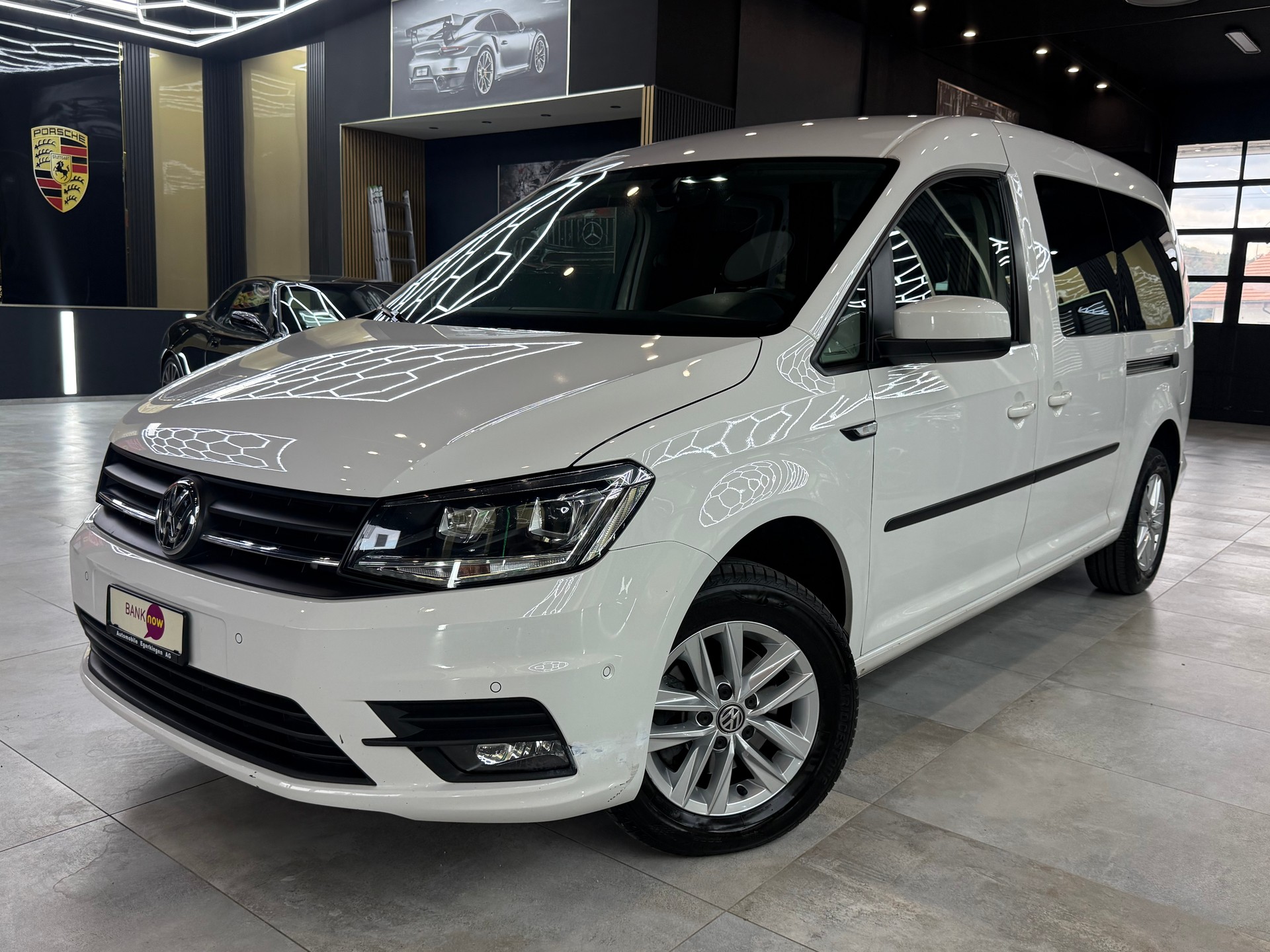 VW Caddy Maxi 2.0TDI BlueMotion Technology DSG-image-0