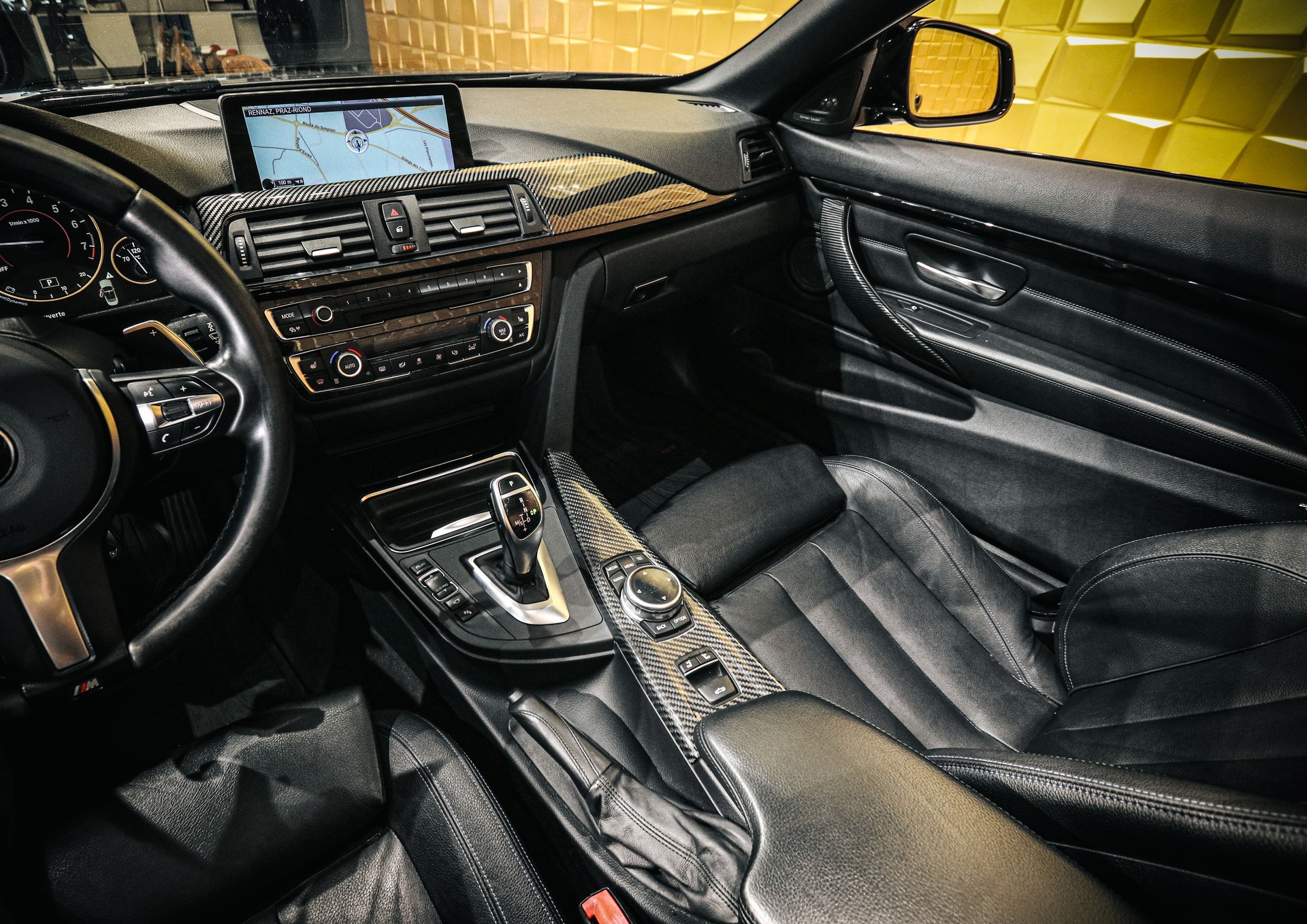 BMW 435i M Sport Cabriolet Steptronic-image-15