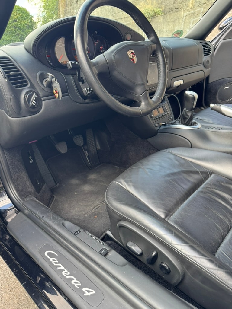 PORSCHE 3.6 Carrera 4-image-9