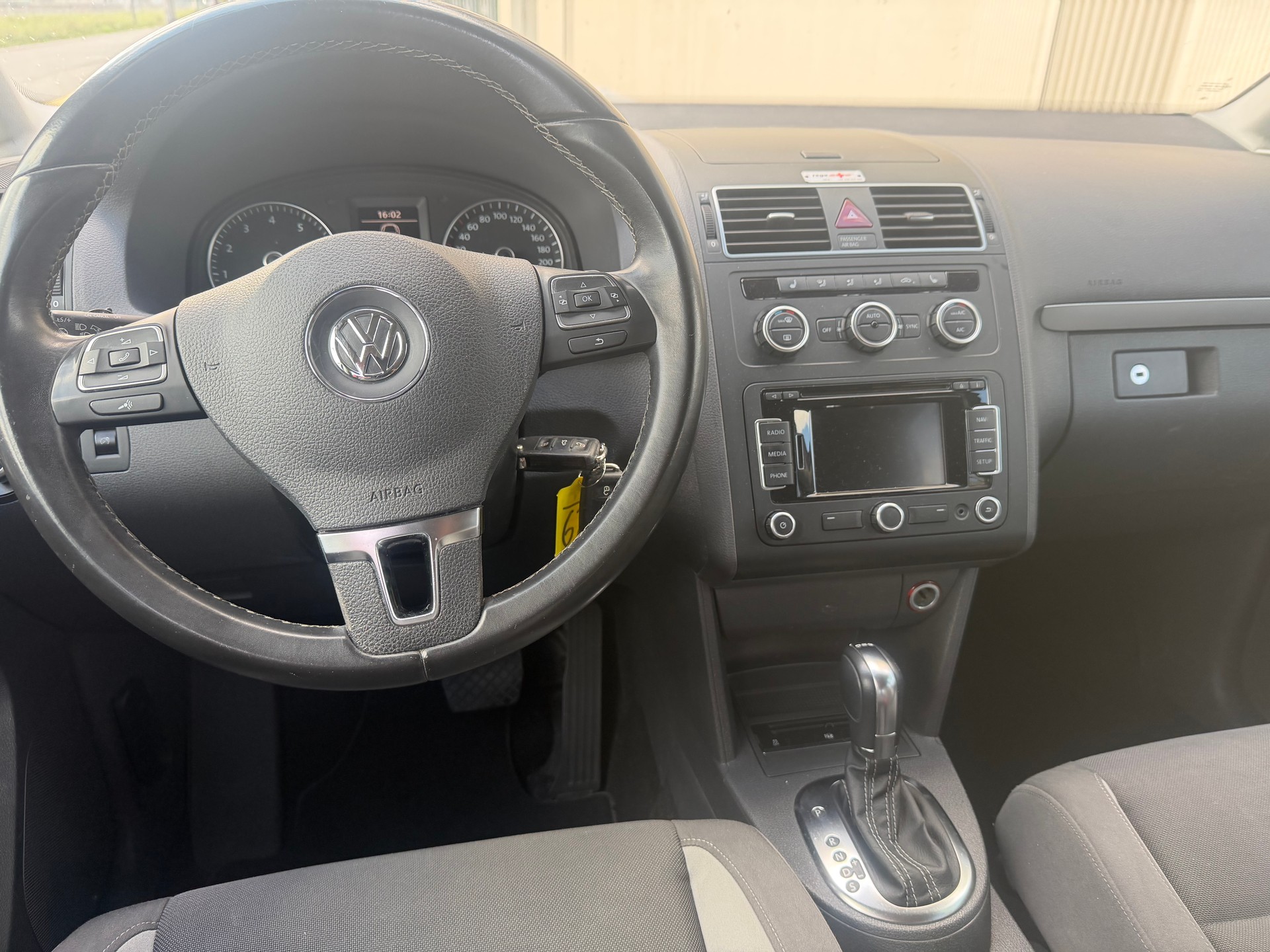 VW Touran 1.4 TSI Comfortline DSG-image-9