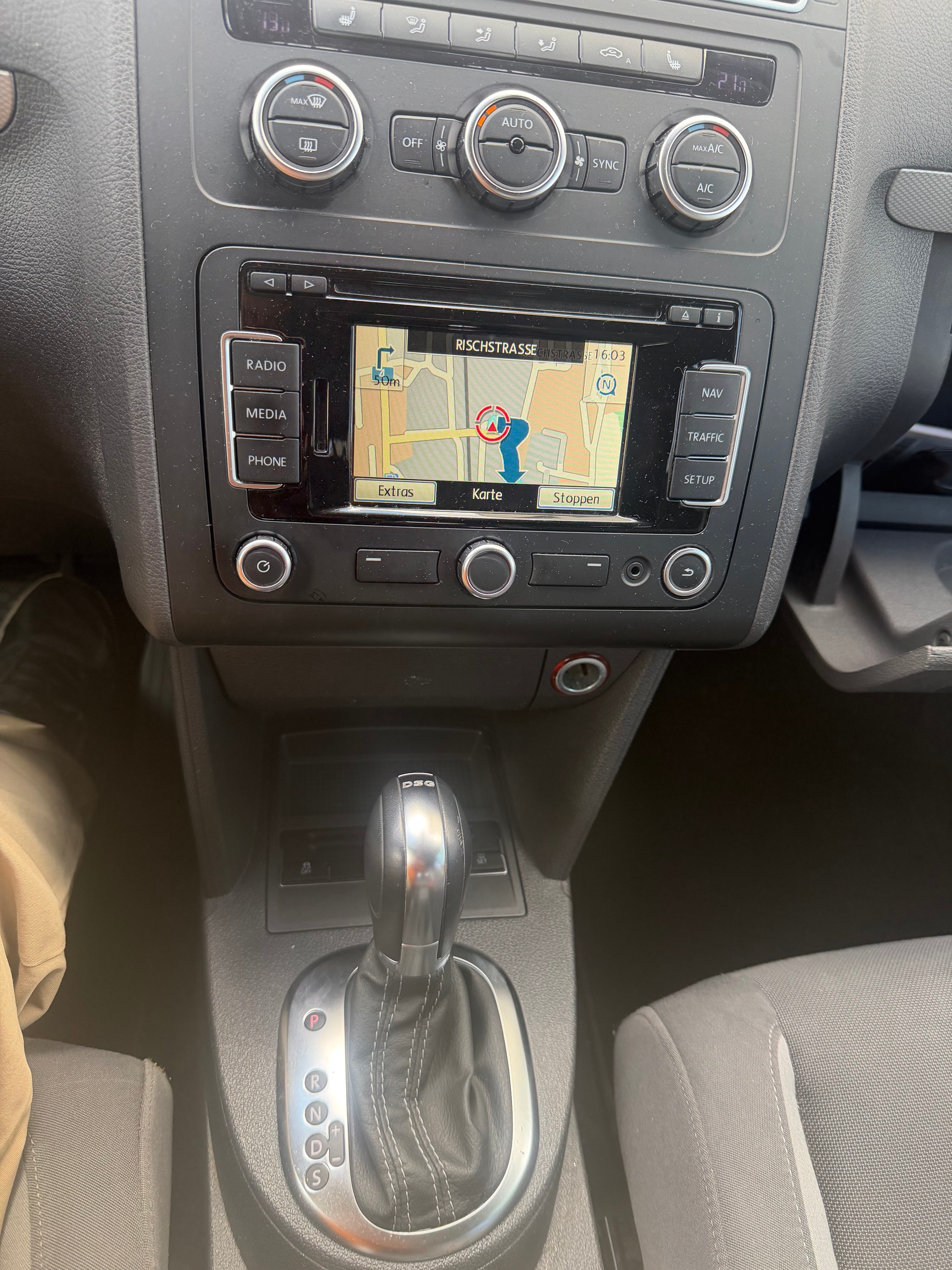VW Touran 1.4 TSI Comfortline DSG-image-10