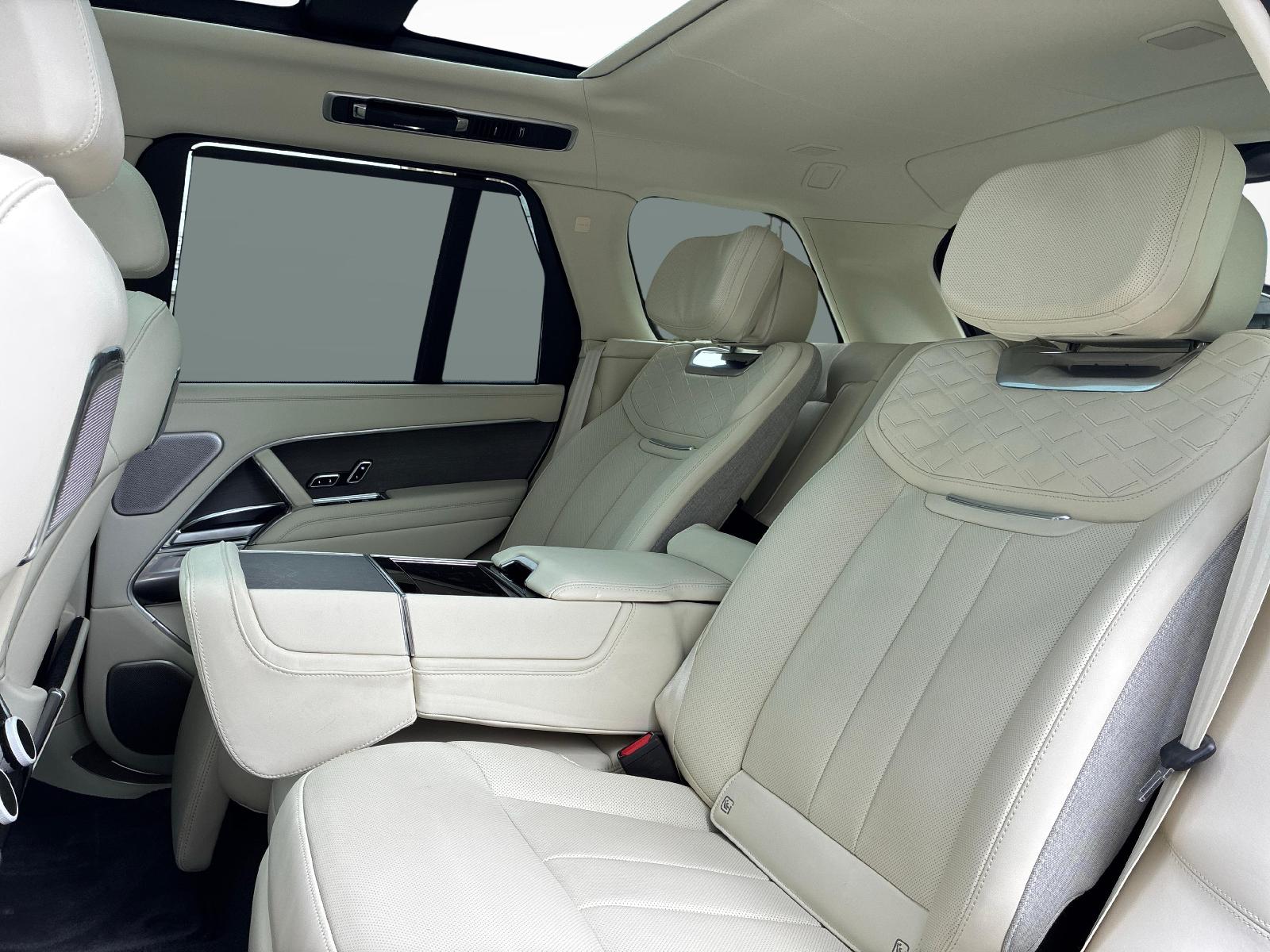 LAND ROVER Range Rover 4.4 V8 SV-image-9