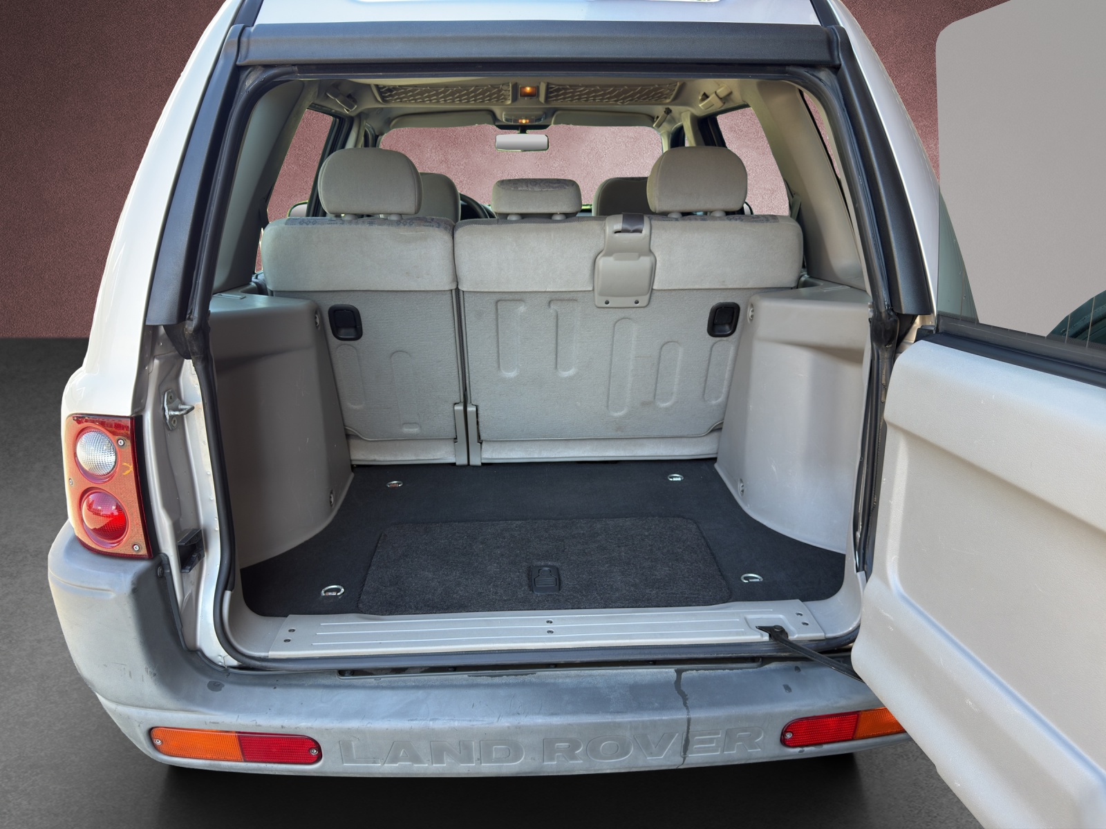 LAND ROVER Freelander 2.0 Td4 S Wagon-image-12
