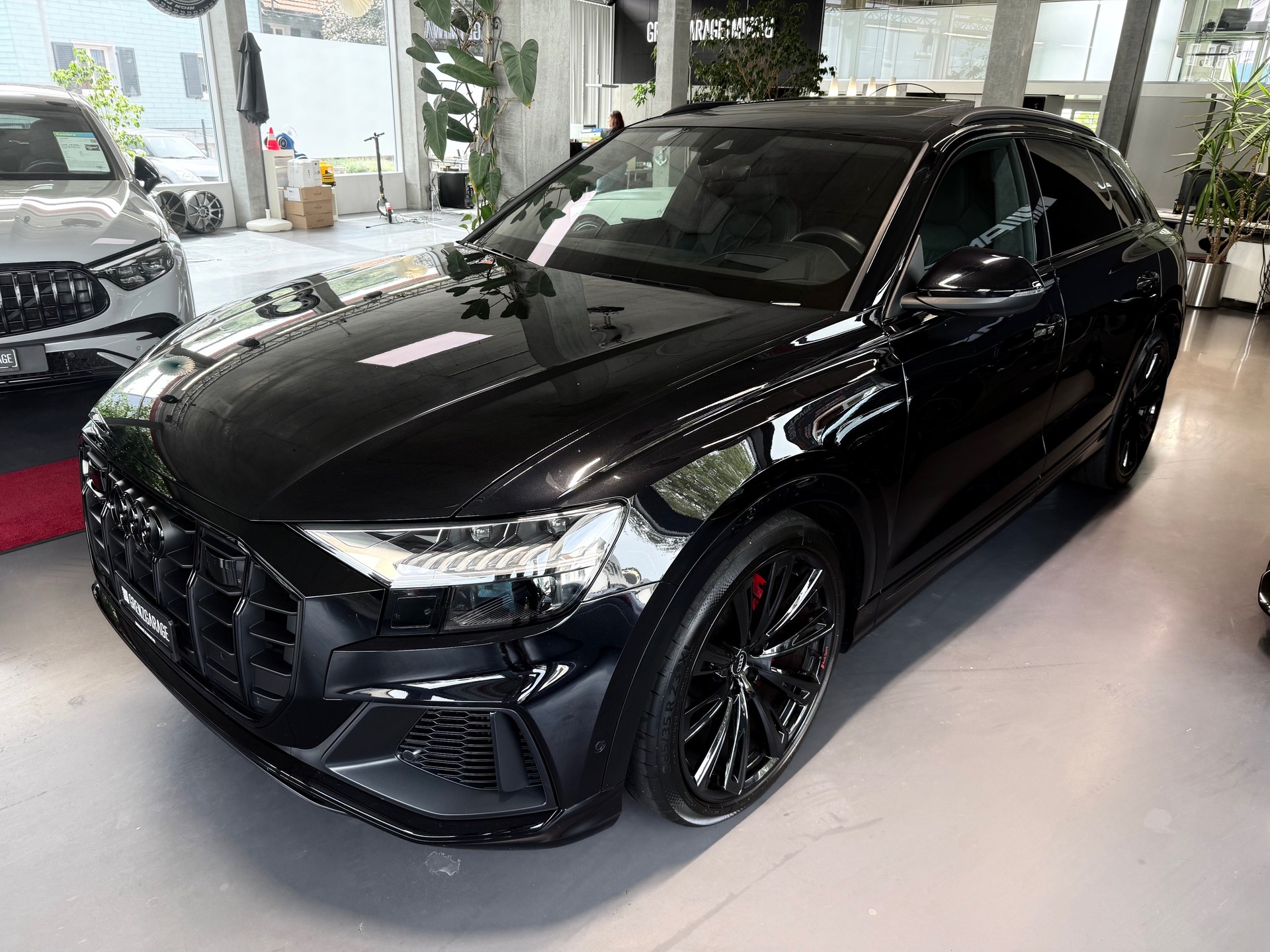 AUDI SQ8 TFSI quattro tiptronic-image-0