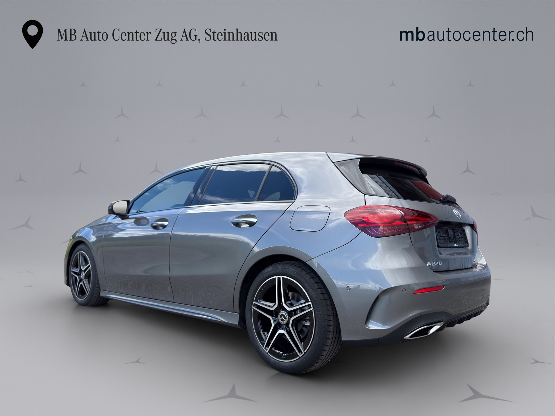 MERCEDES-BENZ A 220 AMG Line 4m-showroom-element-3