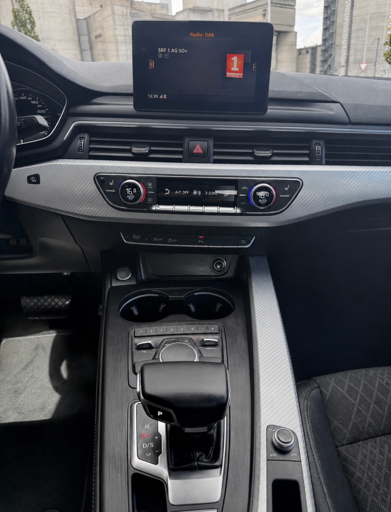 AUDI A5 Sportback 2.0 TFSI g-tron Design S-tronic-image-6