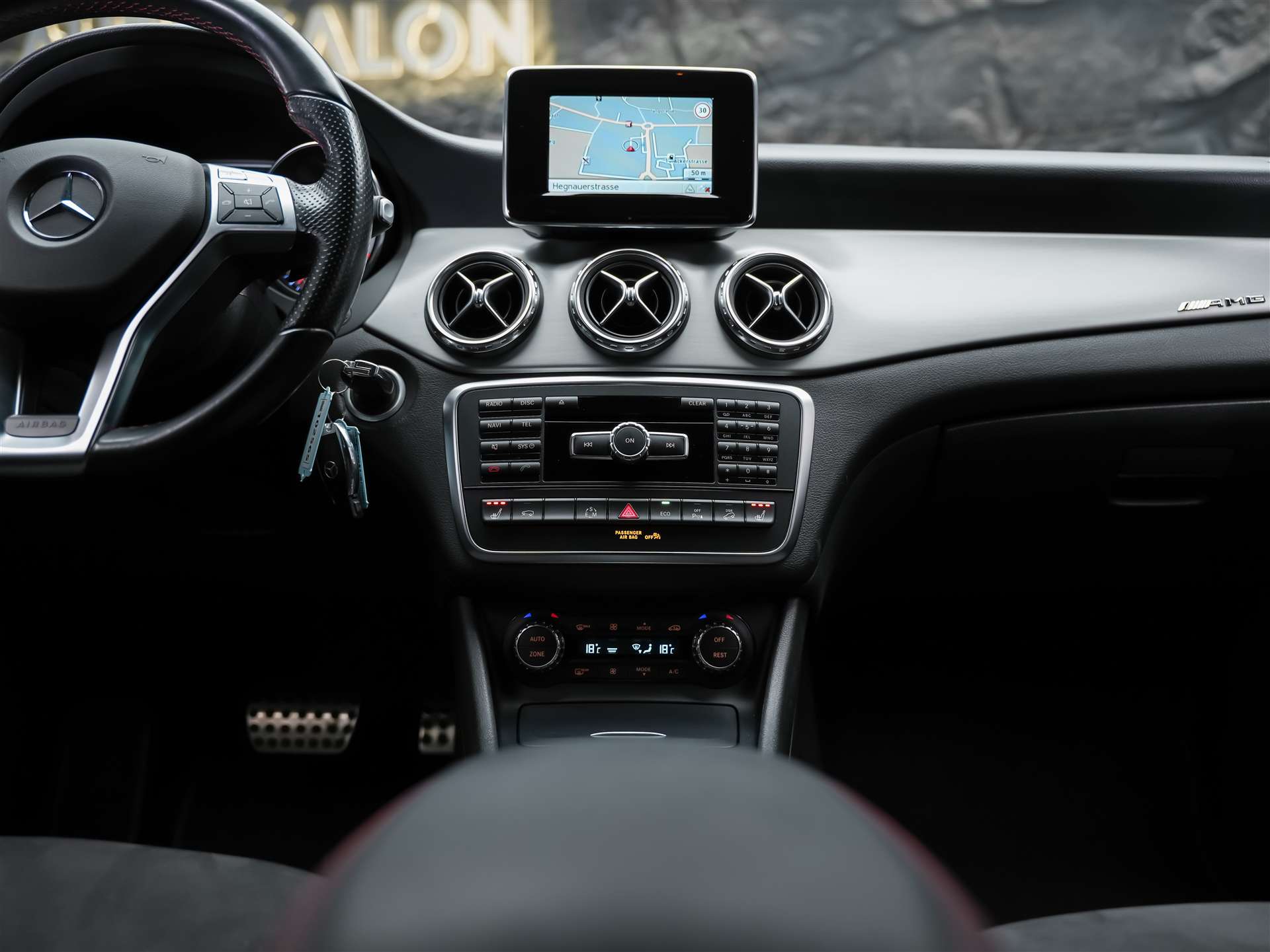 MERCEDES-BENZ GLA 220 CDI AMG Line 4Matic 7G-DCT *CH-Fahrzeug*-image-17