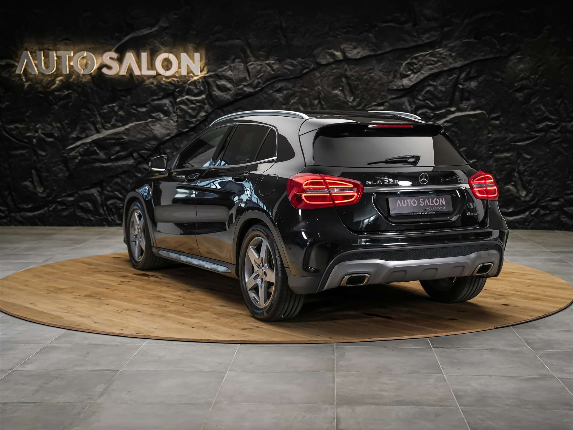 MERCEDES-BENZ GLA 220 CDI AMG Line 4Matic 7G-DCT *CH-Fahrzeug*-image-2