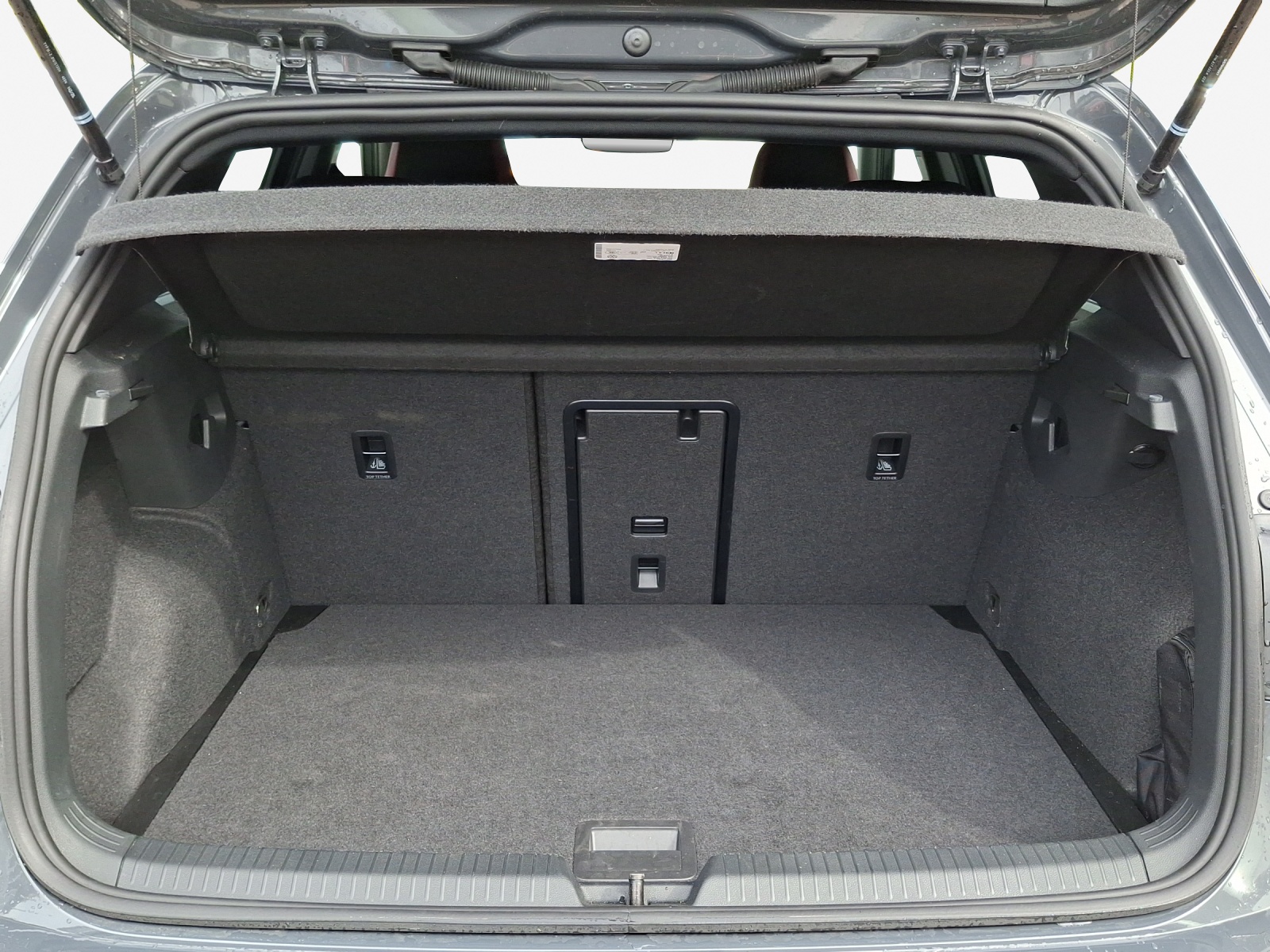 VW Golf 2.0 TSI GTI DSG-image-12