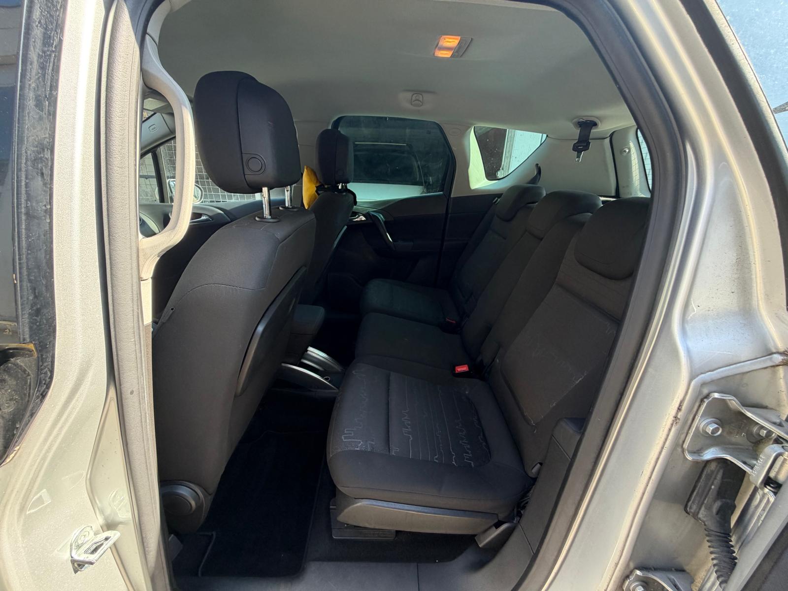 OPEL Meriva 1.7 CDTi Enjoy Automatic-image-6