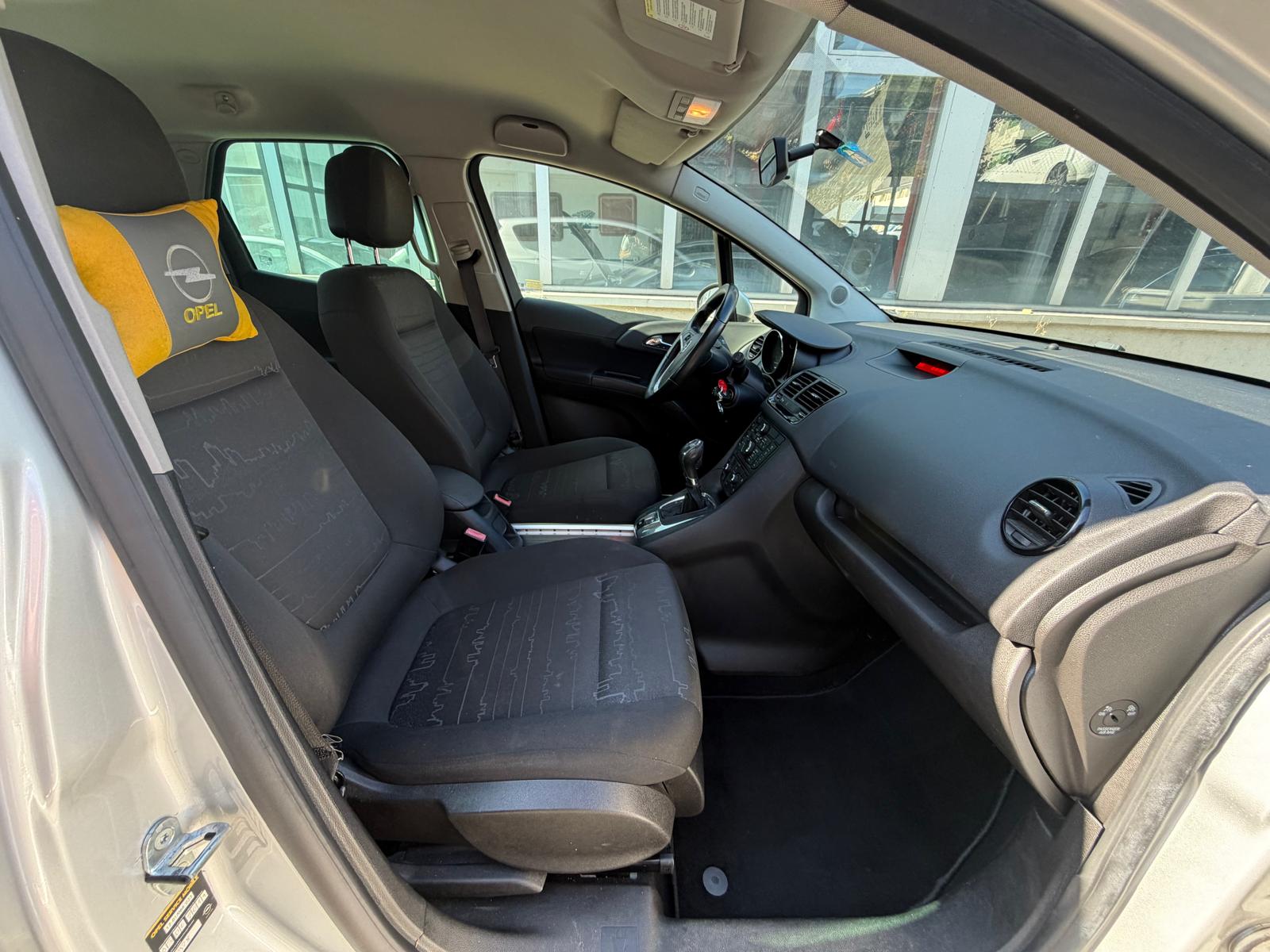 OPEL Meriva 1.7 CDTi Enjoy Automatic-image-7
