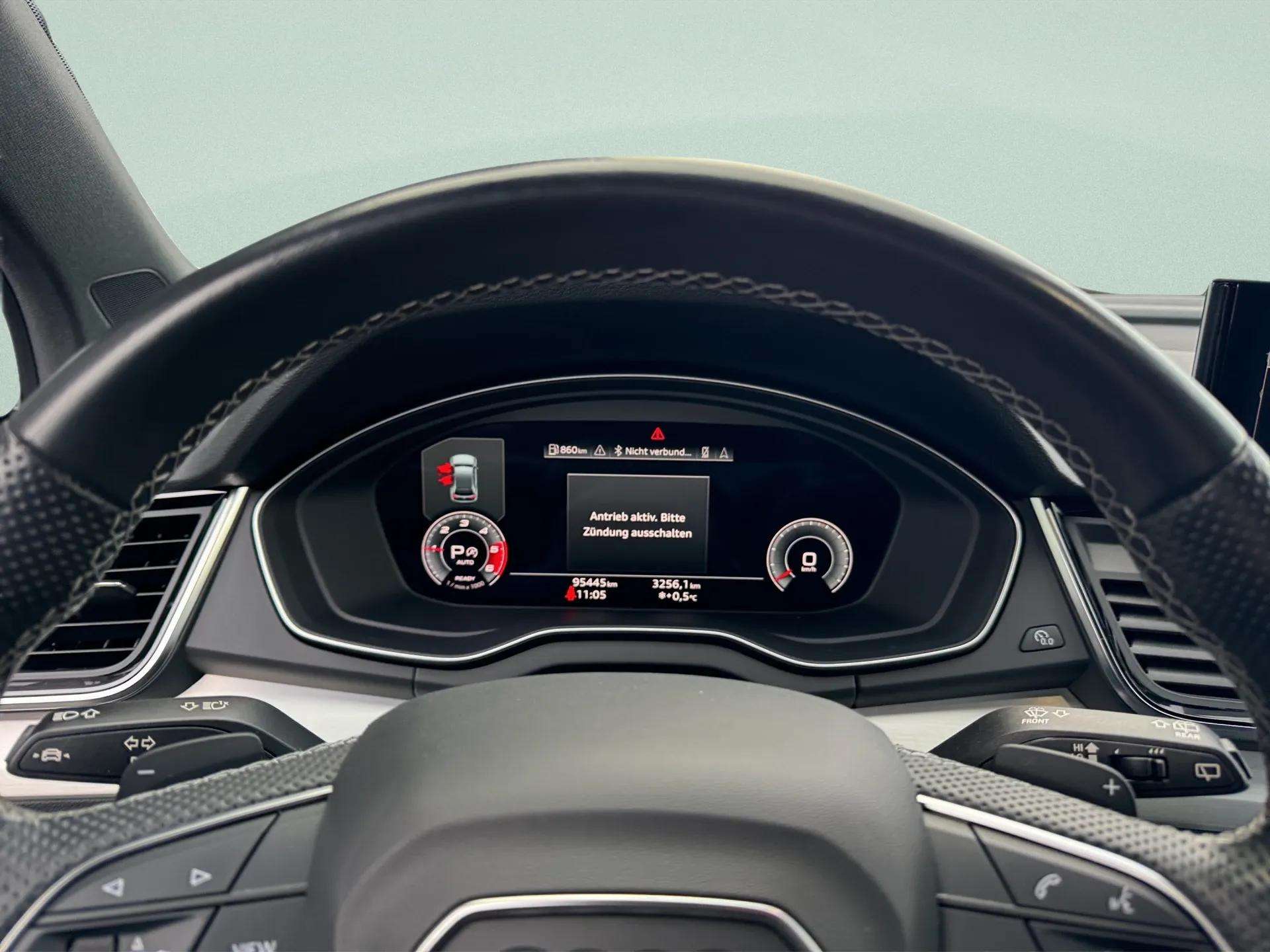 AUDI Q5 40 TDI quattro S-tronic-image-13