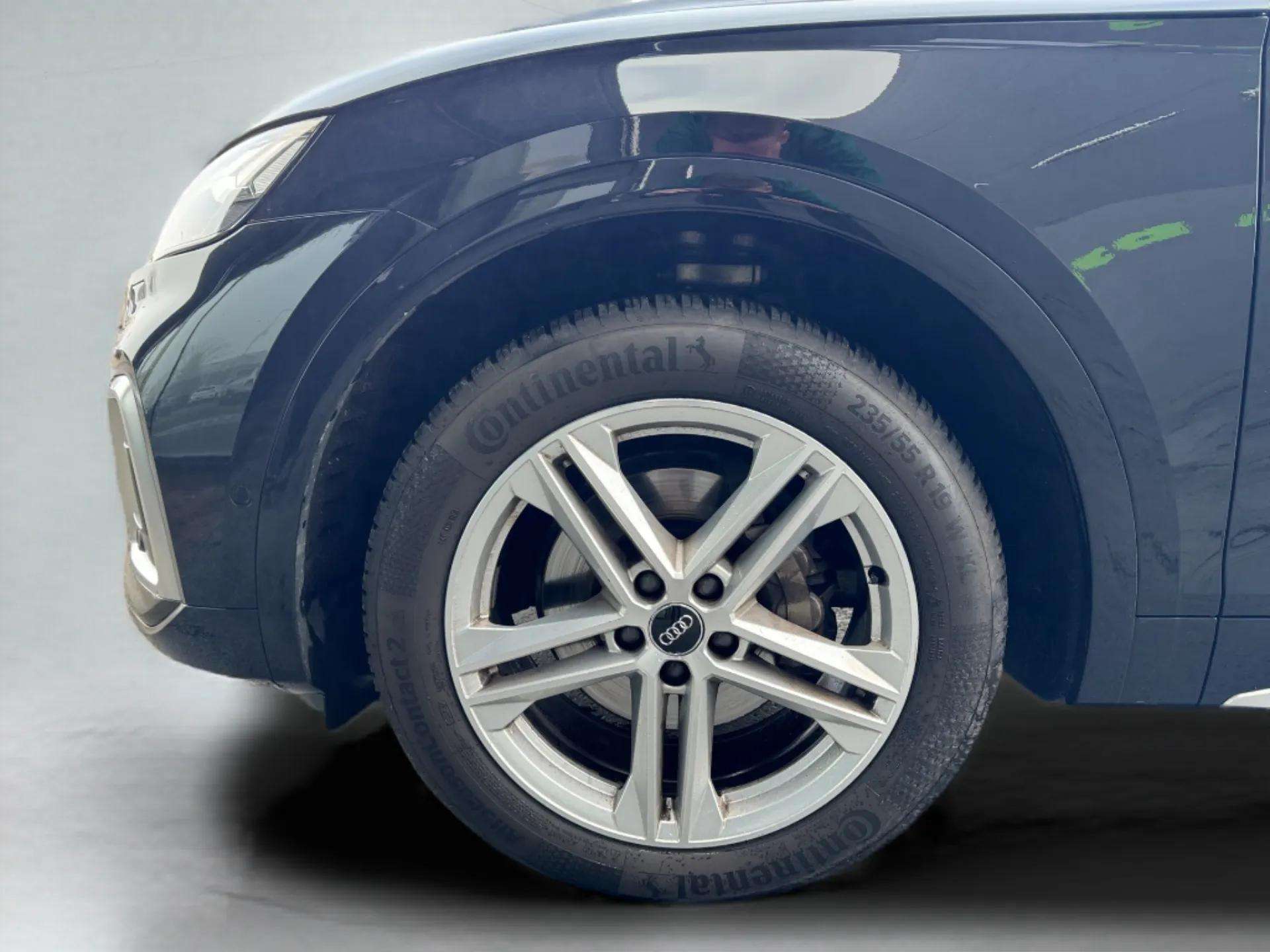 AUDI Q5 40 TDI quattro S-tronic-image-9