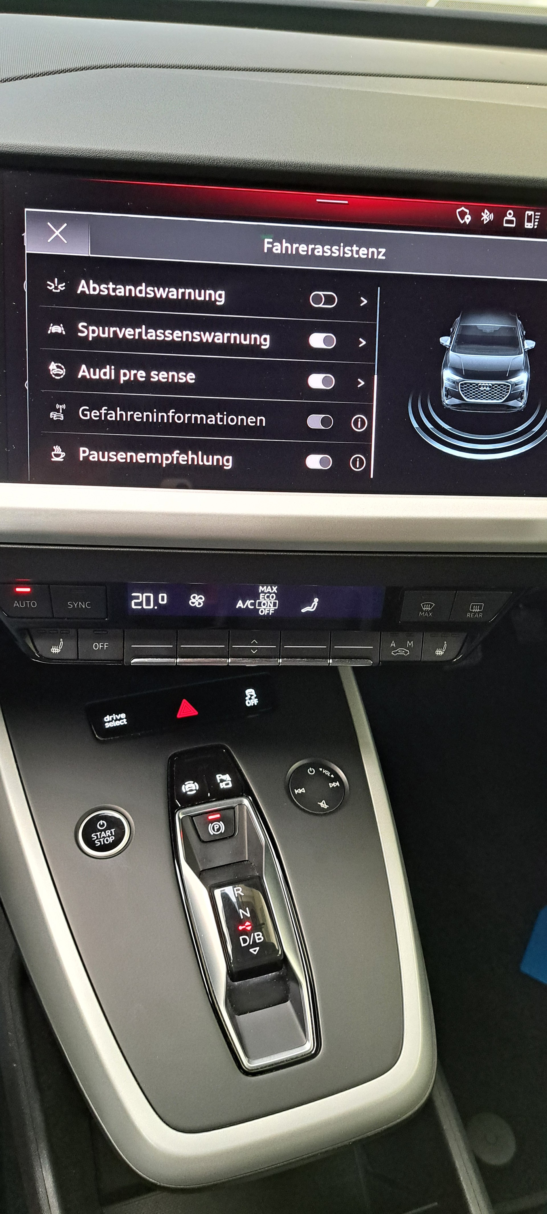 AUDI 40 Sportback-image-12