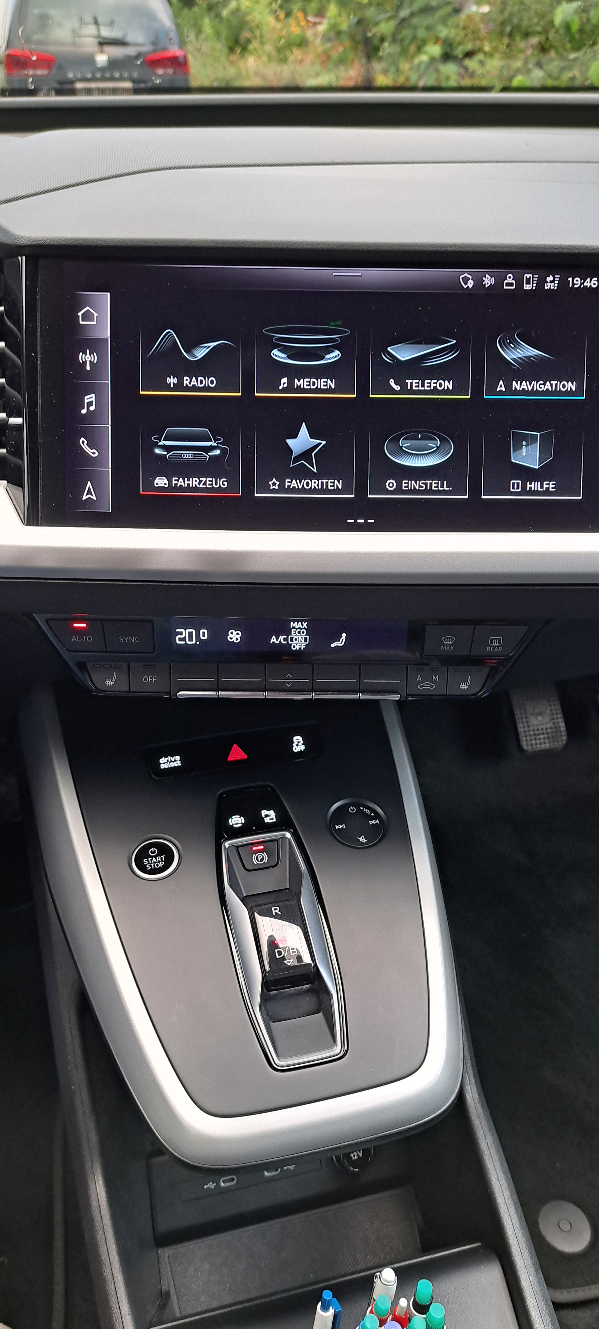 AUDI 40 Sportback-image-7